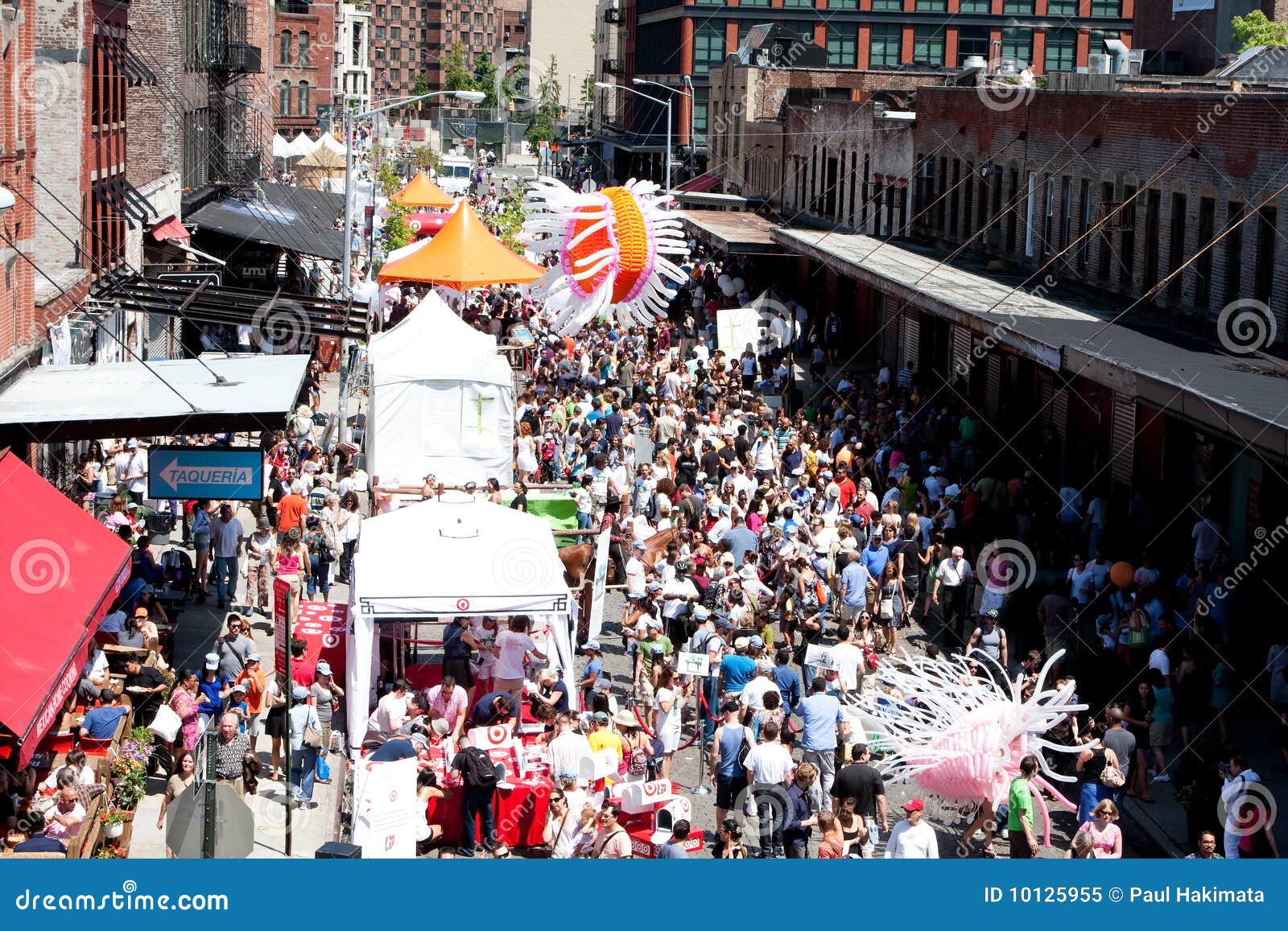 Street party editorial image. Image of manhattan, road - 10125955