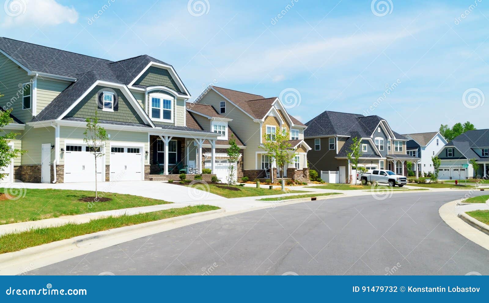 street of suburban homes