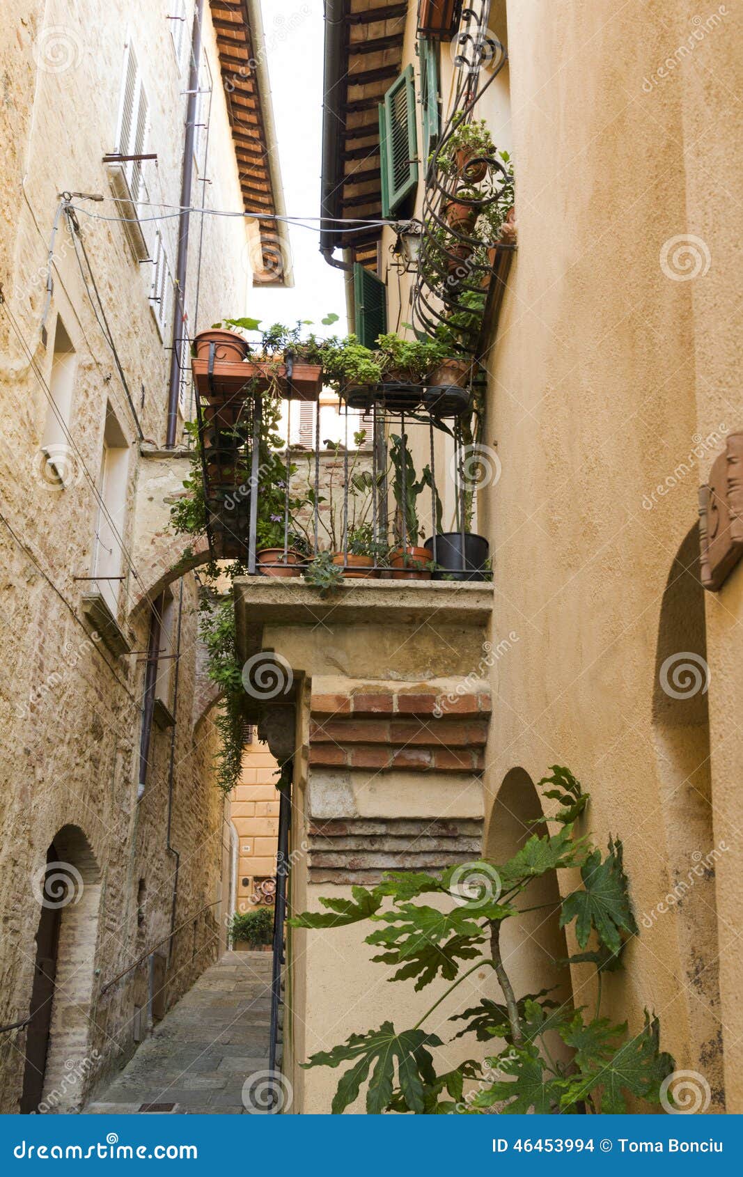 Street in a Town from Tuscany Stock Photo - Image of peace, countryside ...
