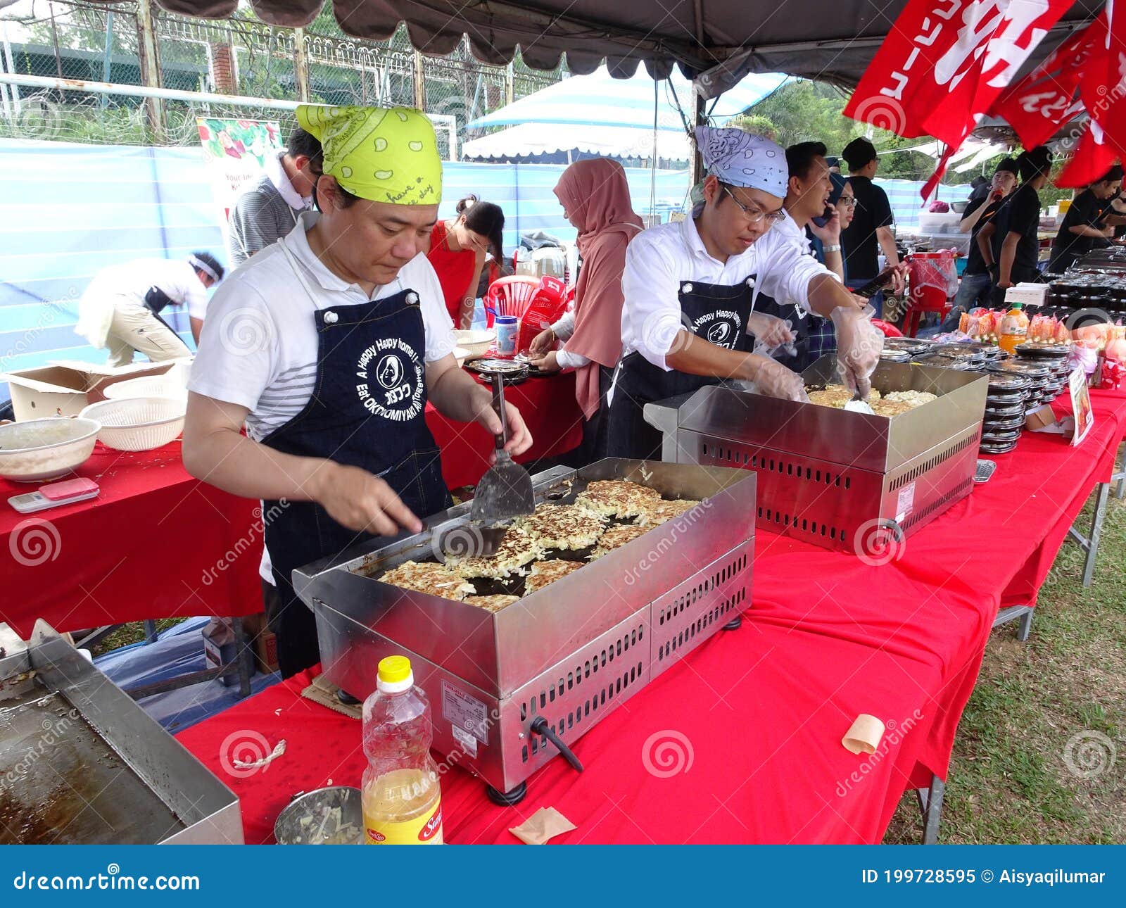 Street Vendors Sell Local Food To the Public. Editorial Image - Image