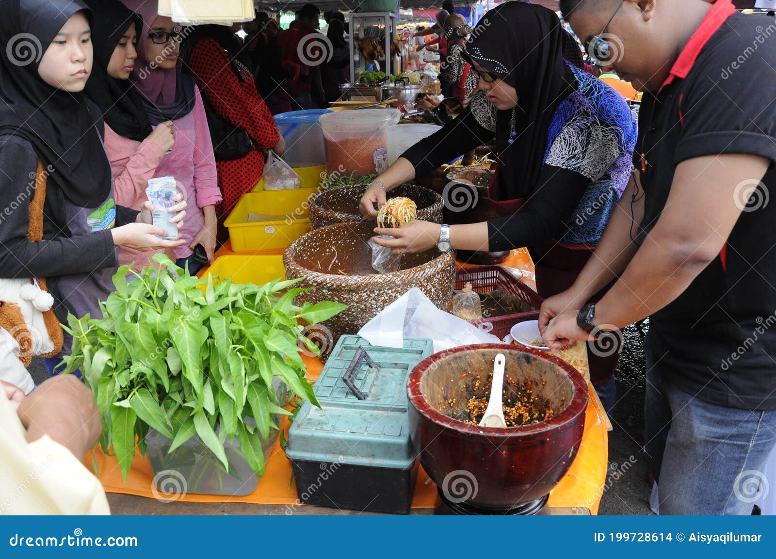 Street Vendors Sell Local Food To the Public. Editorial Stock Image