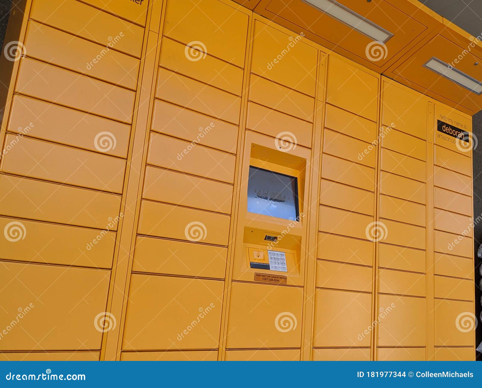 Download 6 585 Yellow Parcel Photos Free Royalty Free Stock Photos From Dreamstime Yellowimages Mockups