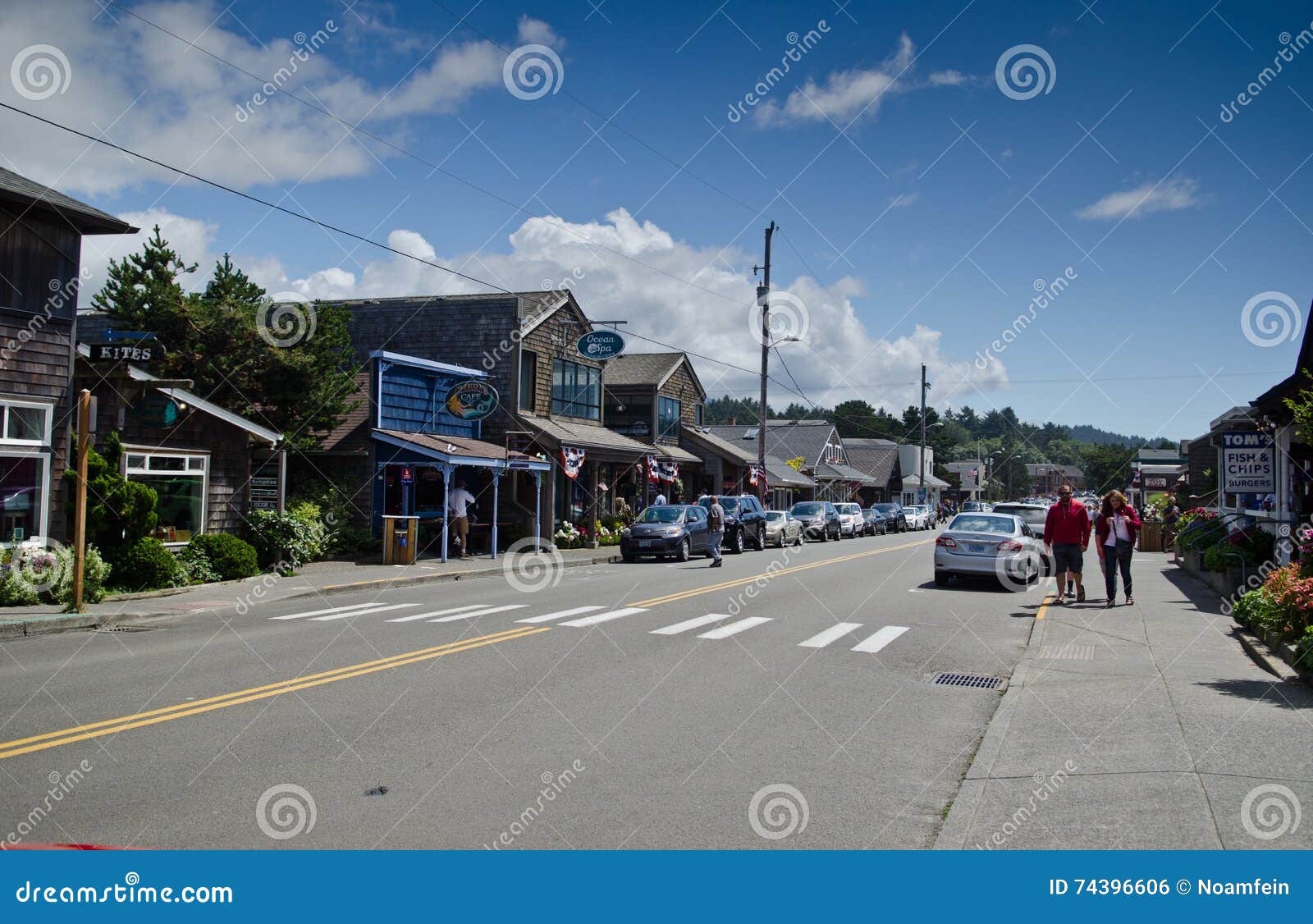 Streets of Cannon Beach Oregon Editorial Photo Image of oregon, main