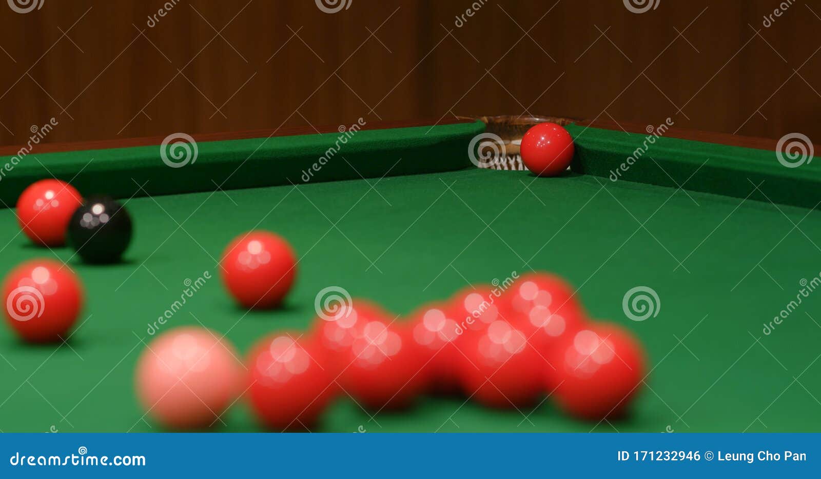 Striking snooker ball stock photo. Image of pocket, snooker 171232946