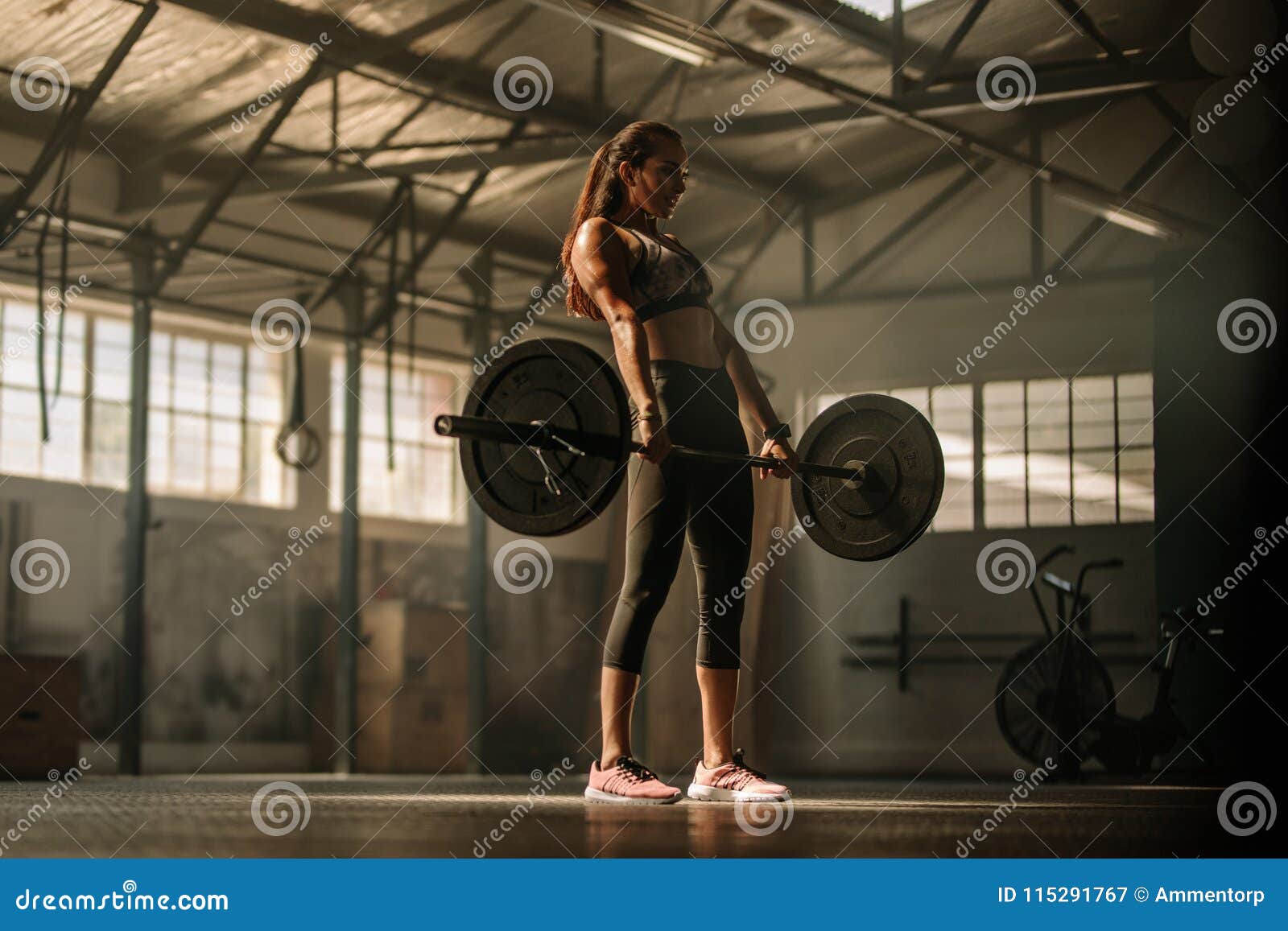 Cross Fit Woman Lifting Heavy Weights in Gym Stock Image - Image of ...