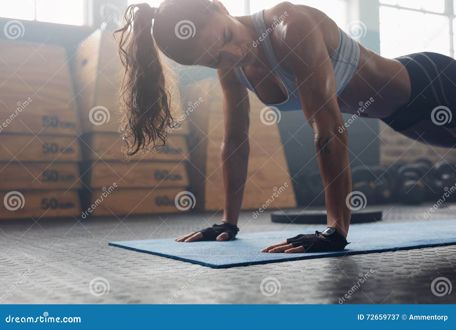 375,570 Young Woman Gym Stock Photos - Free & Royalty-Free Stock Photos  from Dreamstime