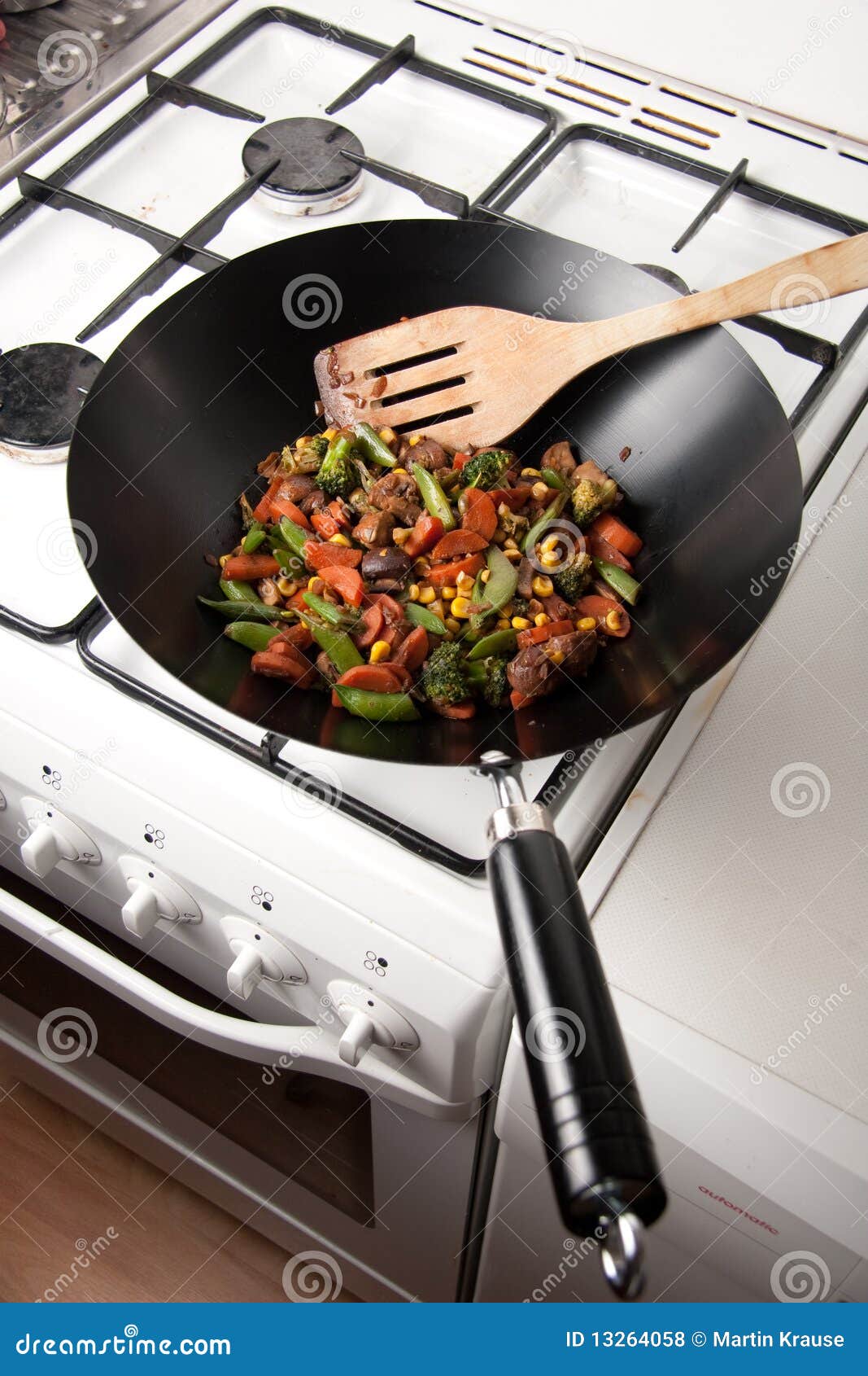 Student Kitchen with Healthy Vegetables in a Wok Stock Photo Image of chinese, fast 13264058