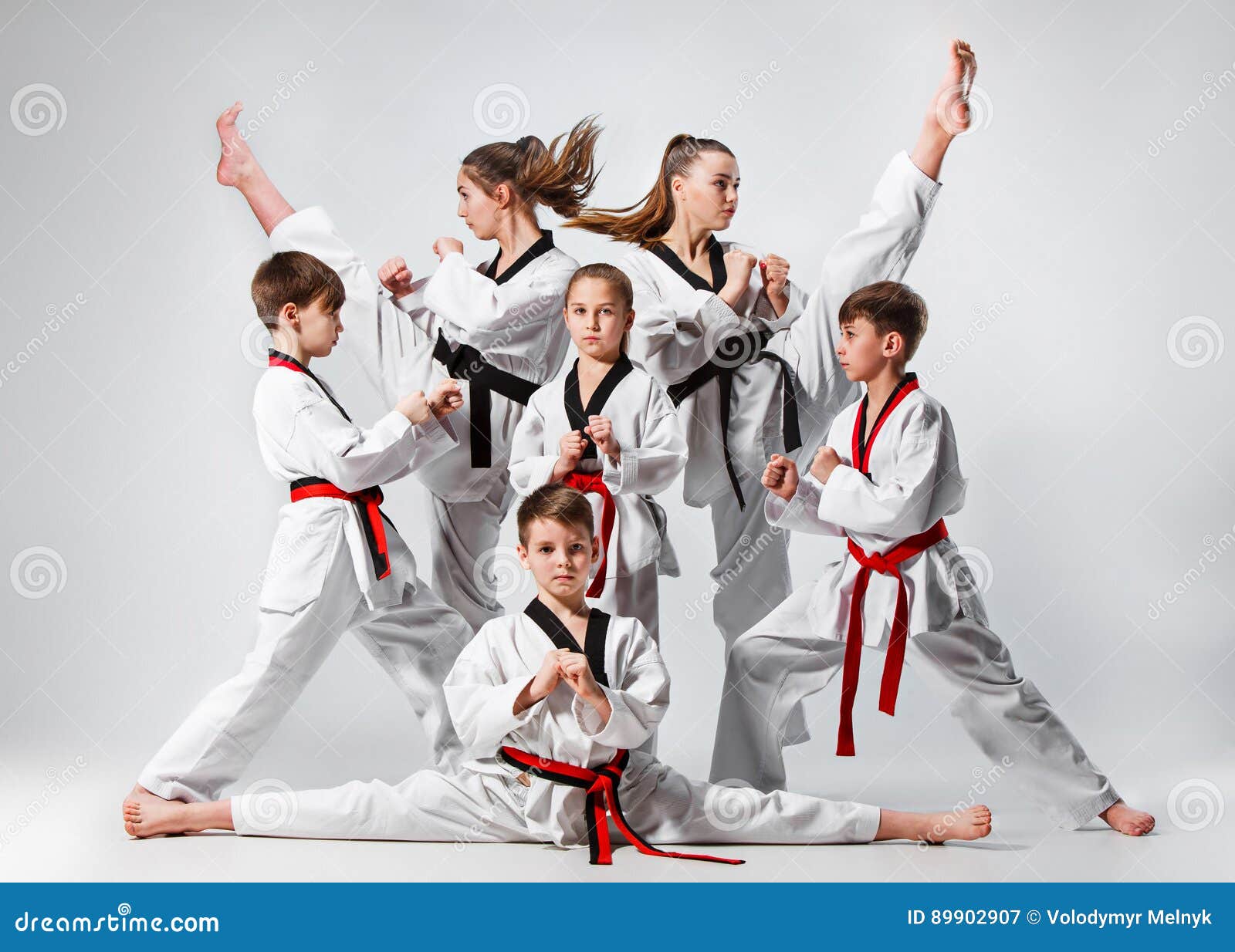 Kwaadaardig afstand Dempsey 4,210 Kids Karate Stock Photos - Free & Royalty-Free Stock Photos from  Dreamstime