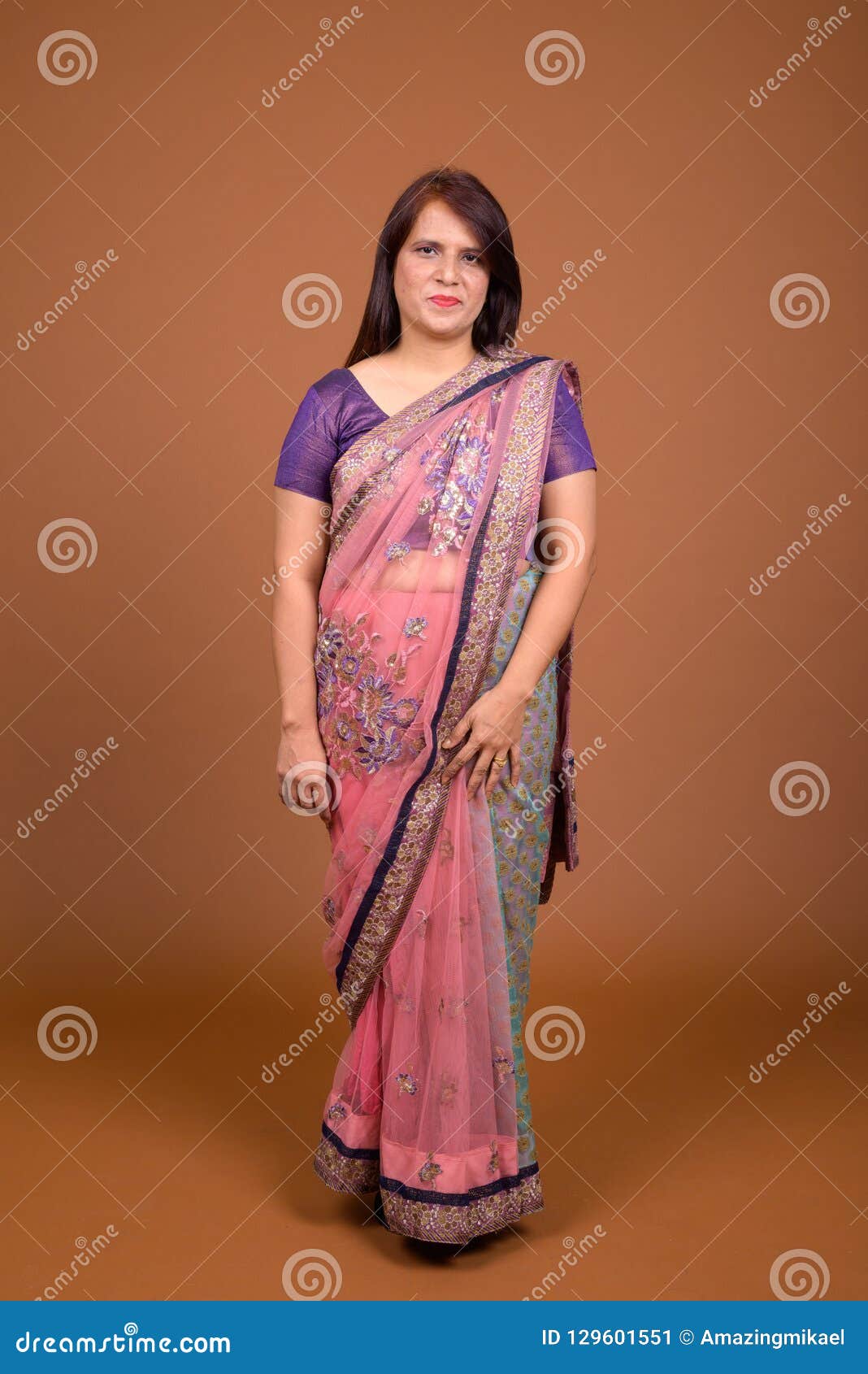 sari Indian mature