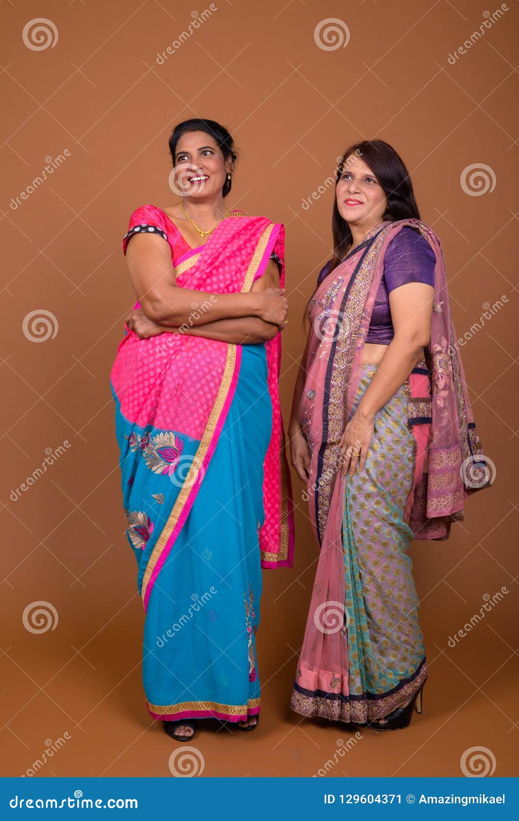sari Indian mature sari Indian mature