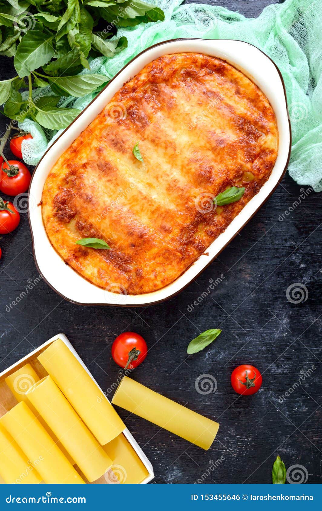 Stuffed Cannelloni with Bechamel Sauce. Cannelloni Pasta Baked with ...