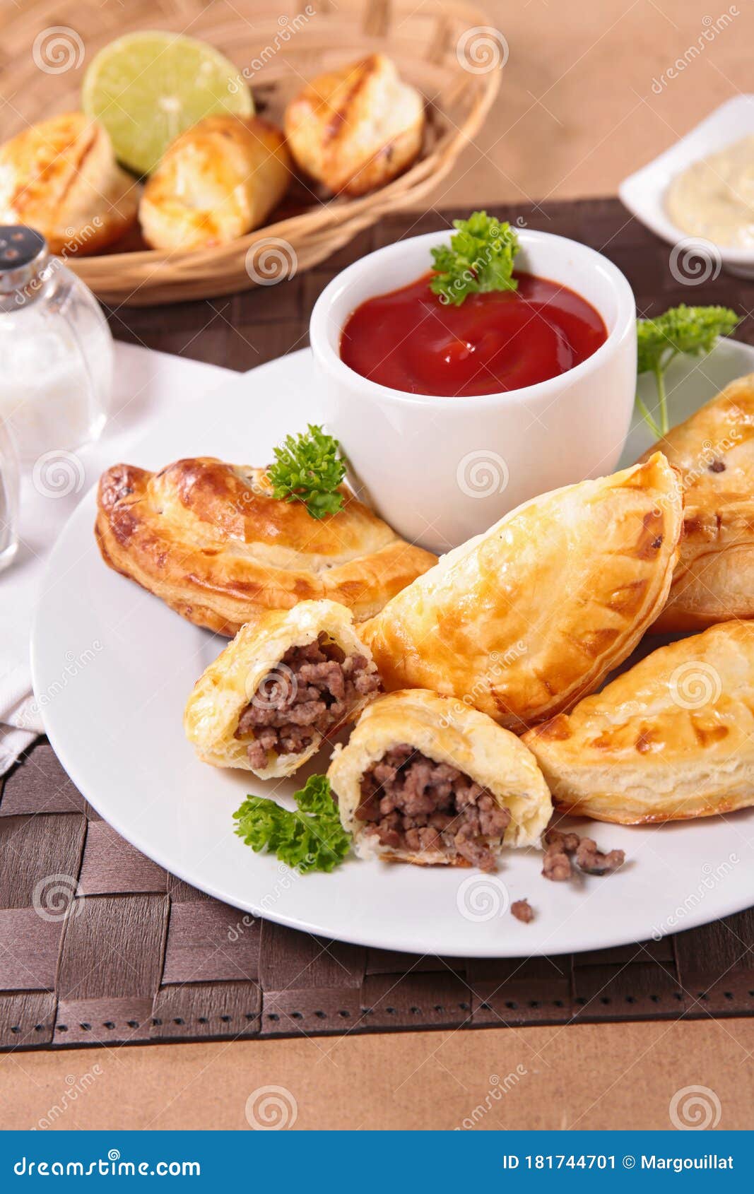 Stuffed Minced Beef Empanadas Stock Image Image of fried, tapas