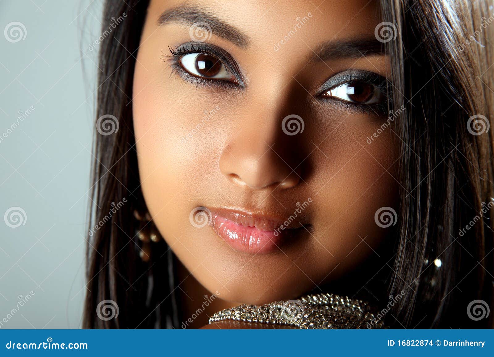 1300px x 957px - Stunning Headshot Of Beautiful Young Black Girl Stock Photo ...