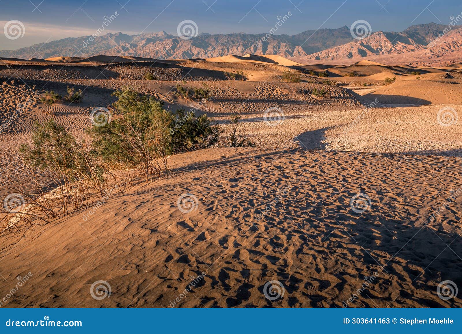 Stunning Sunset on the Dunes, Mesquite Flat Sand Dunes, Death Valley ...