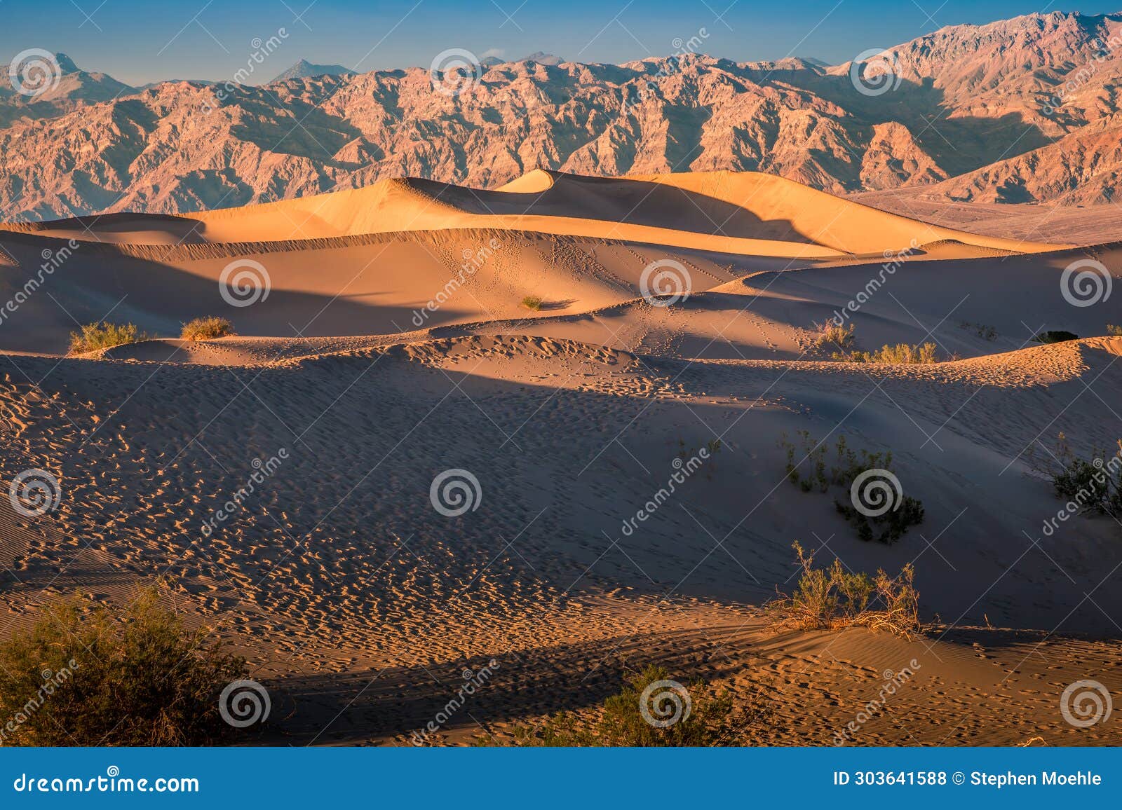 Stunning Sunset on the Dunes, Mesquite Flat Sand Dunes, Death Valley ...