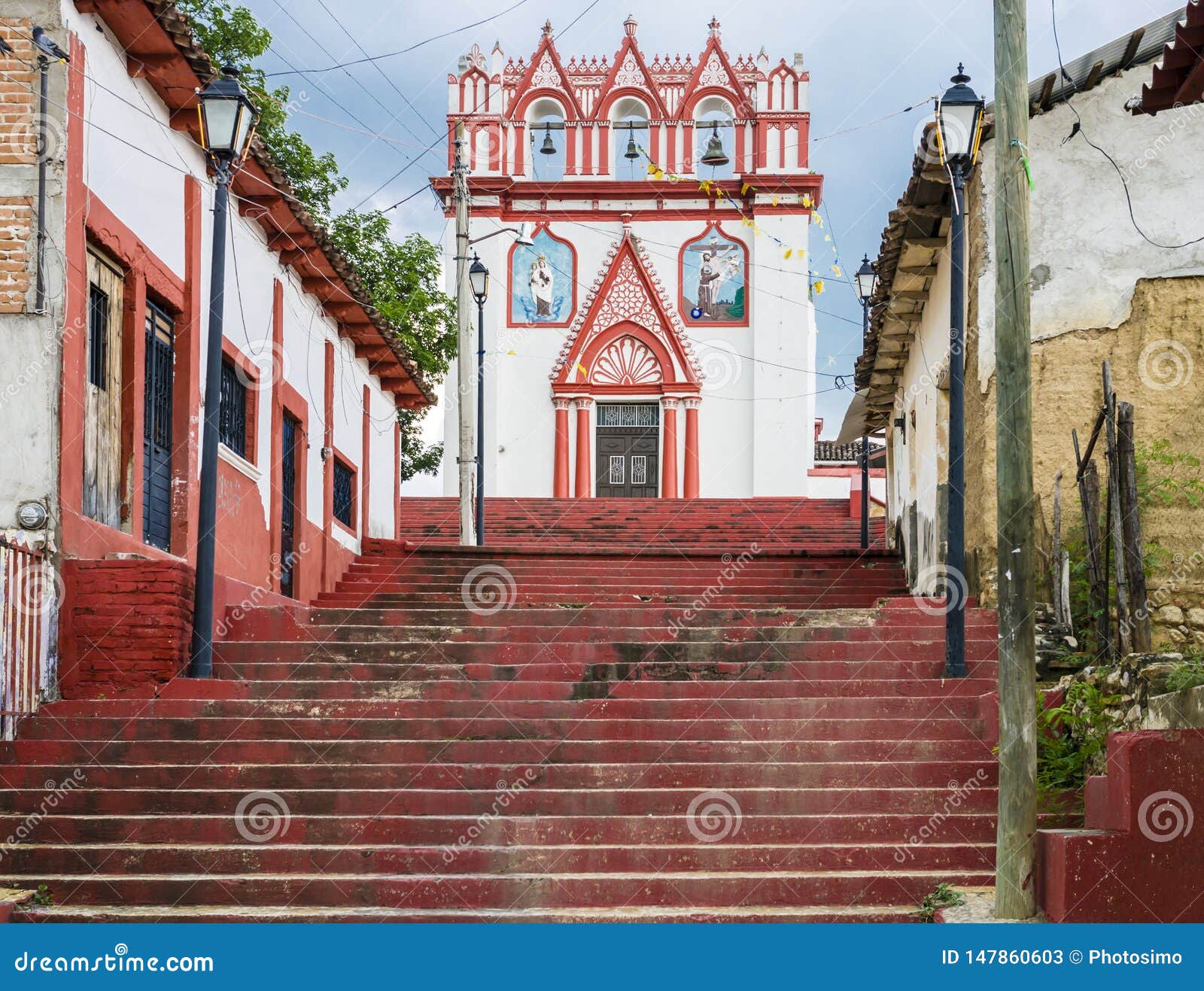 calvary temple, colonial church in chiapa de corzo, chiapas, mexico