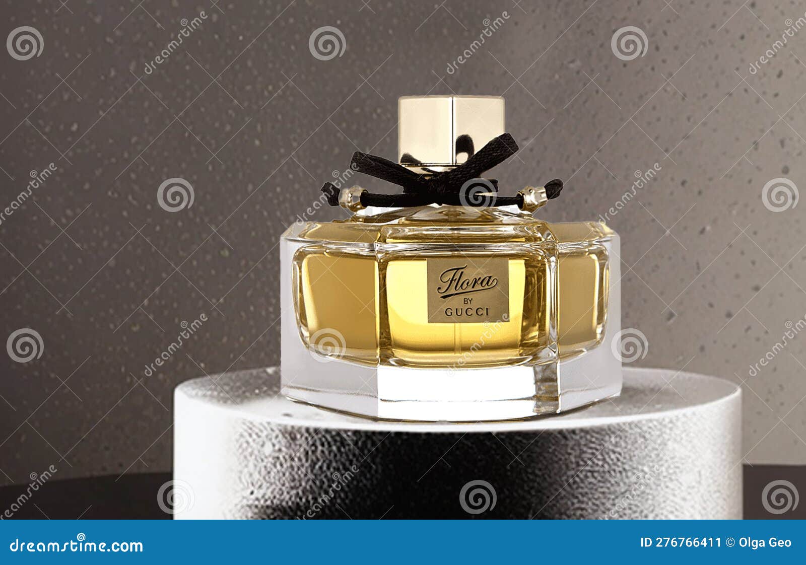 Stylish Glass Bottle Gucci Perfume Editorial Photo - Image of beauty ...