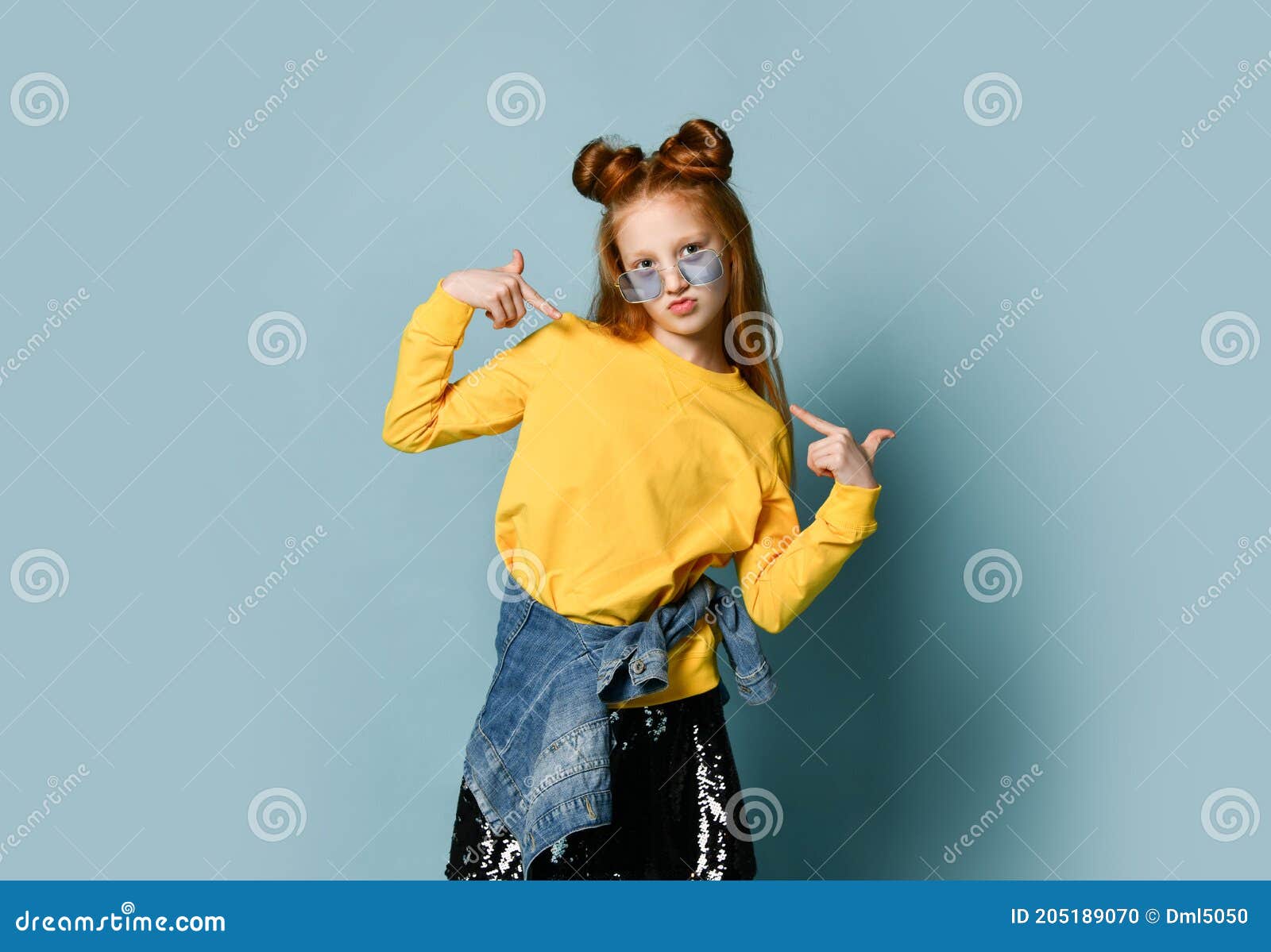 Finger Teen Model