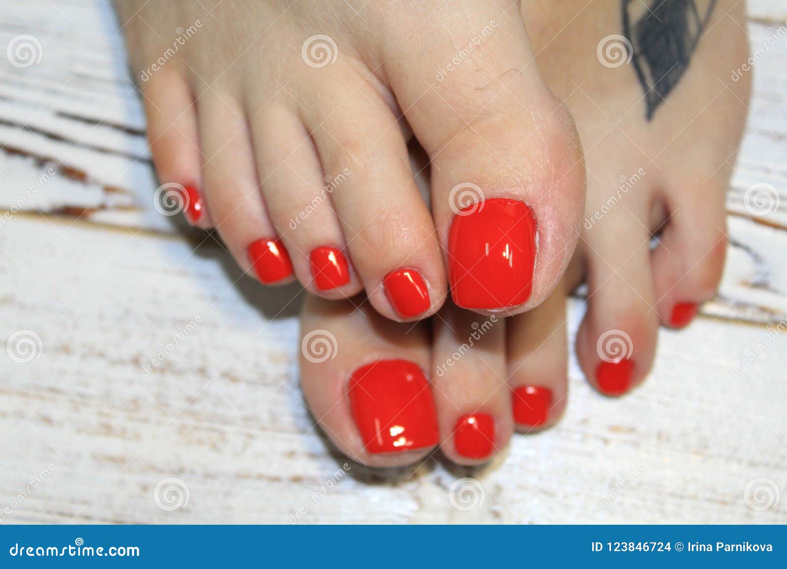 utilgivelig Information Egen Stylish red pedicure stock photo. Image of nails, elegant - 123846724