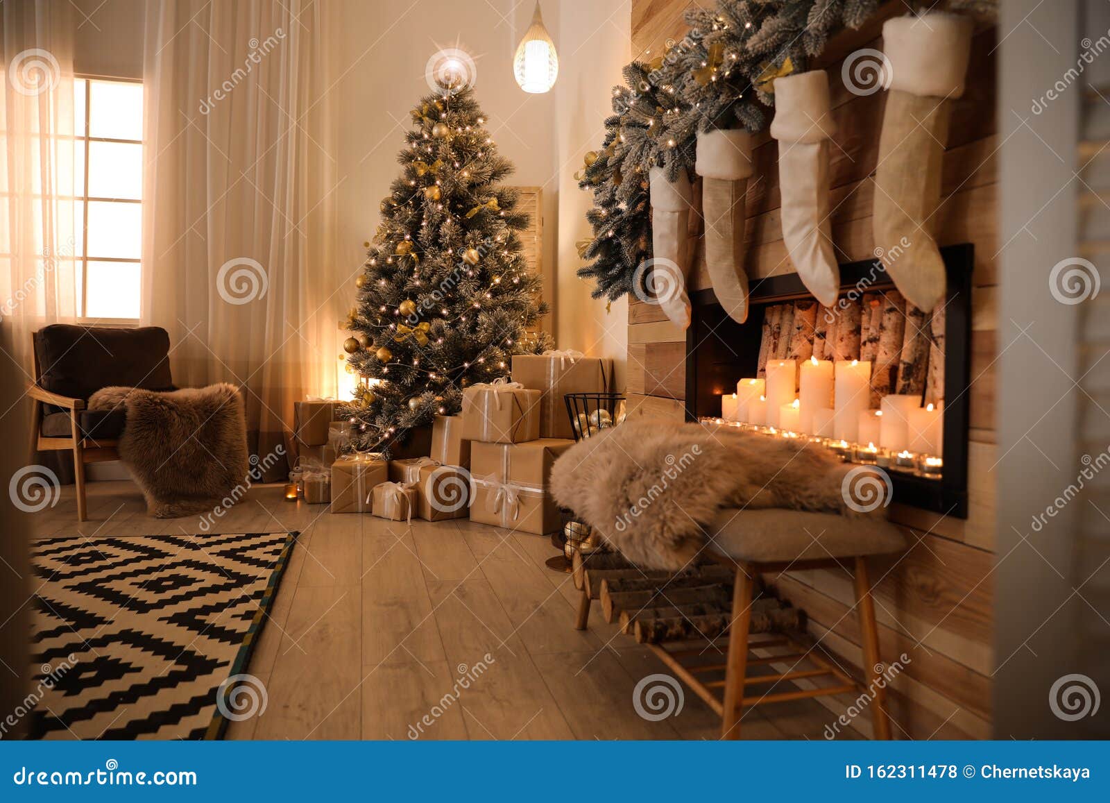 Stylish Room Interior with Beautiful Christmas Tree and Fireplace Stock ...