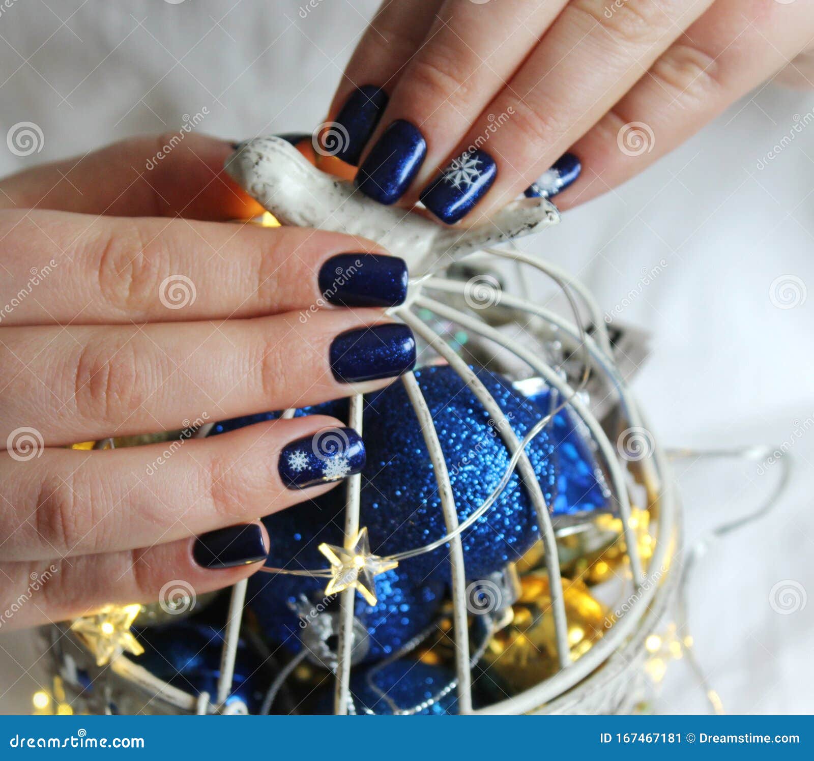 Blue nail polishes - Greenik Cosmetics