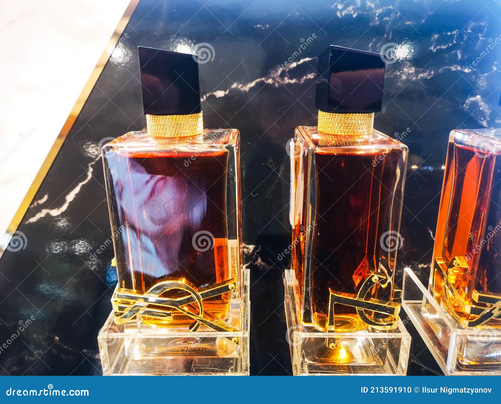 The Stylish Unisex Fragrance for Women Libre Intense Yves Saint Laurent Eau  De Parfum is Part of the Group of Oriental Fougeres in Editorial Image -  Image of boutique, parfum: 213591910