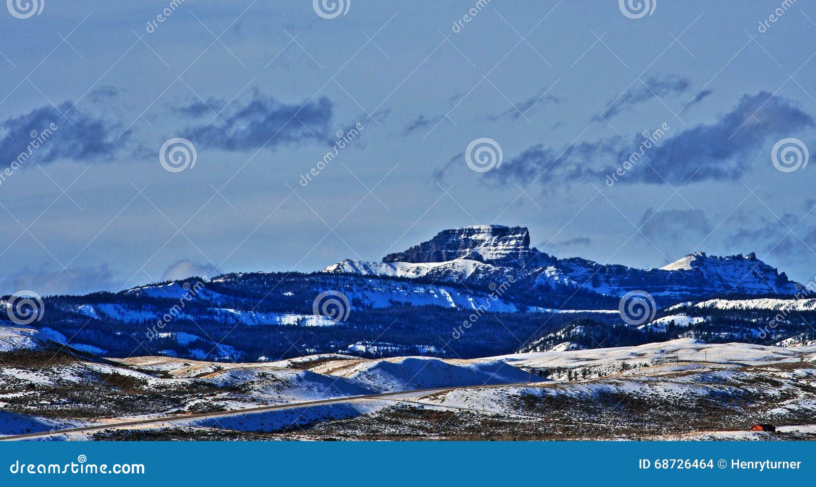 sublette peak in the absaroka mountain range on togwotee pass as seen from dubois wyoming