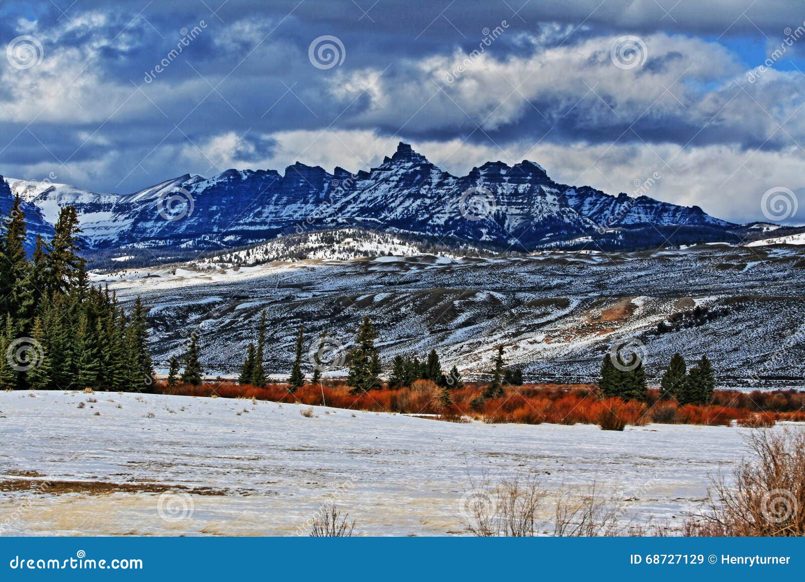 sublette peak in the absaroka mountain range on togwotee pass as seen from dubois wyoming