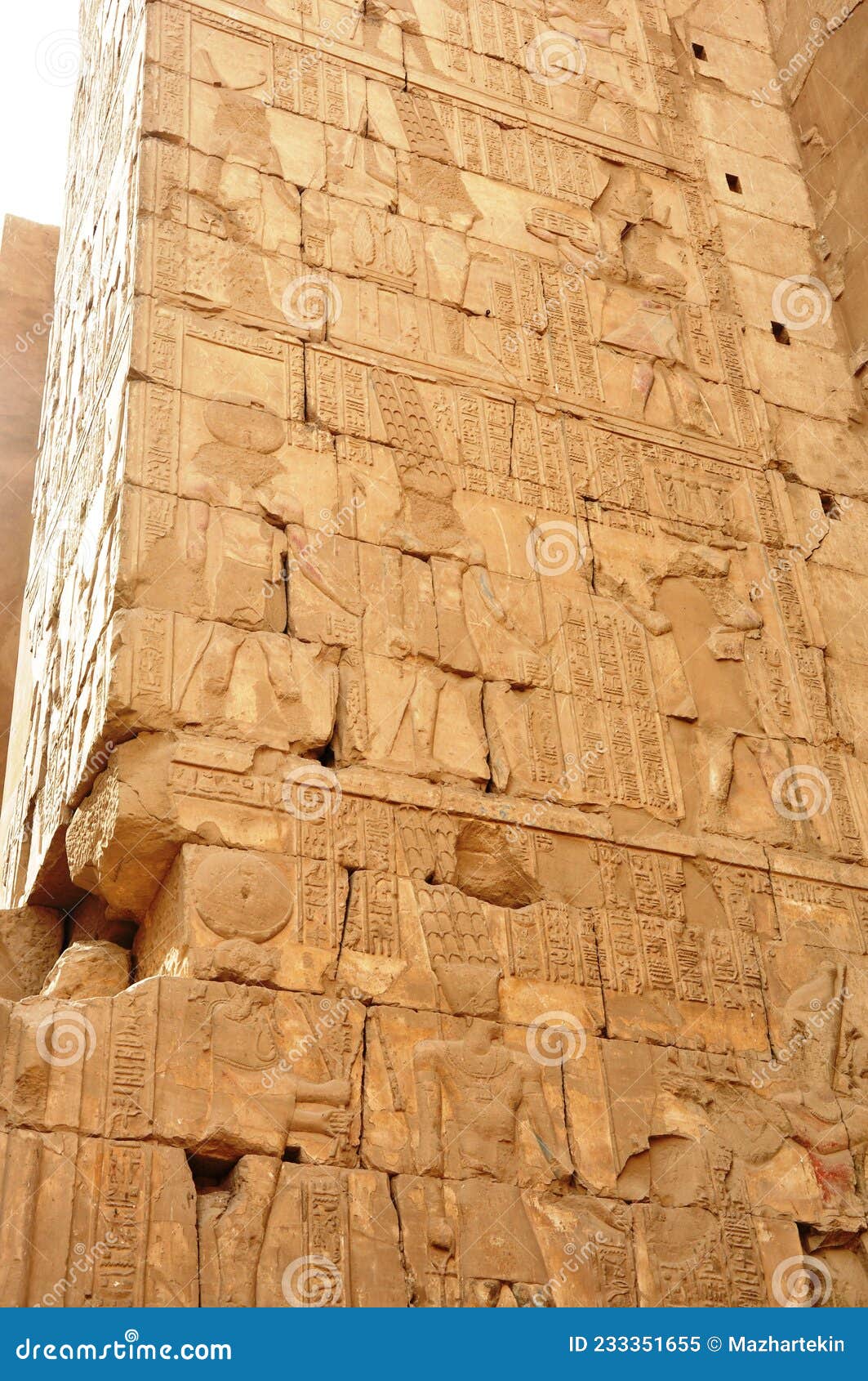 such a wall in egypt is incredible, the workmanship is great