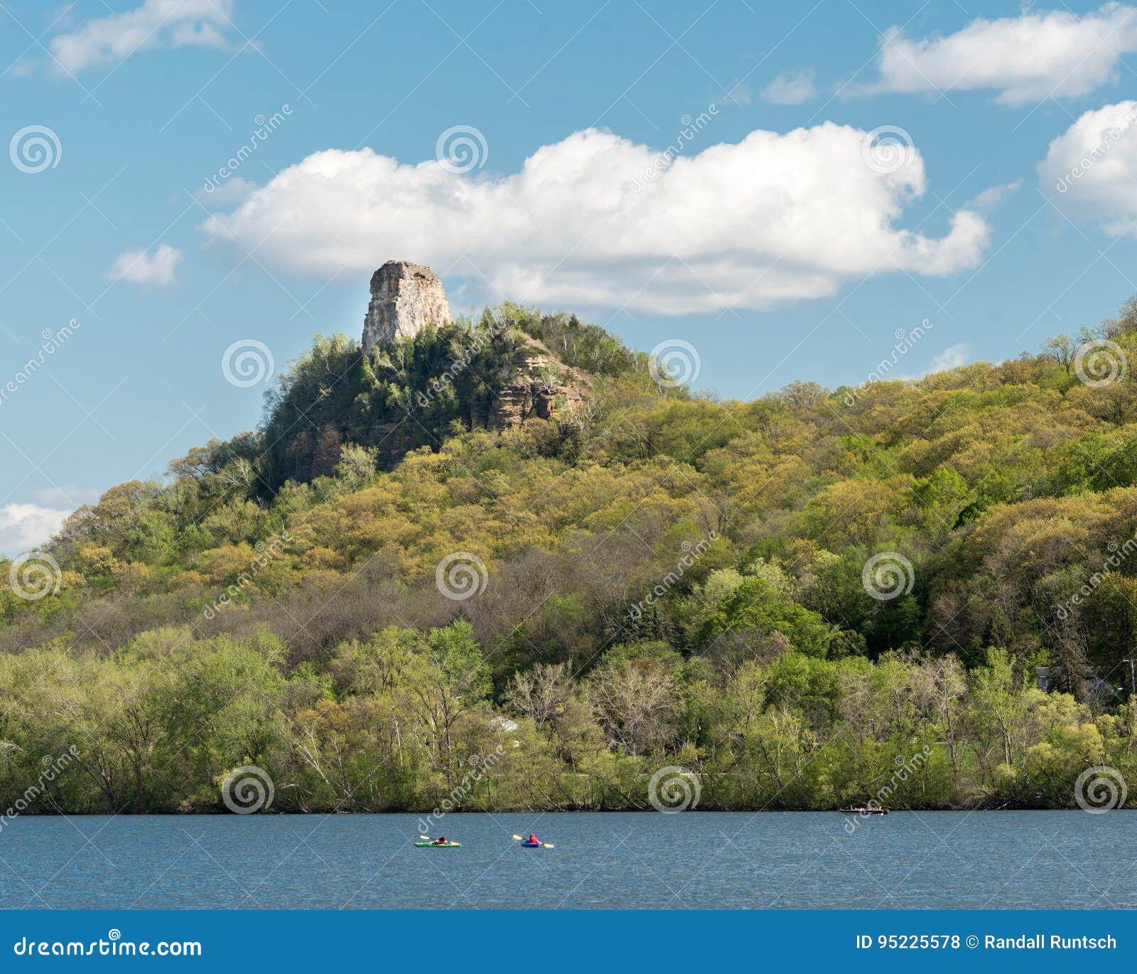Sugar Loaf Bluff stock photo. Image of trees, quarry 95225578