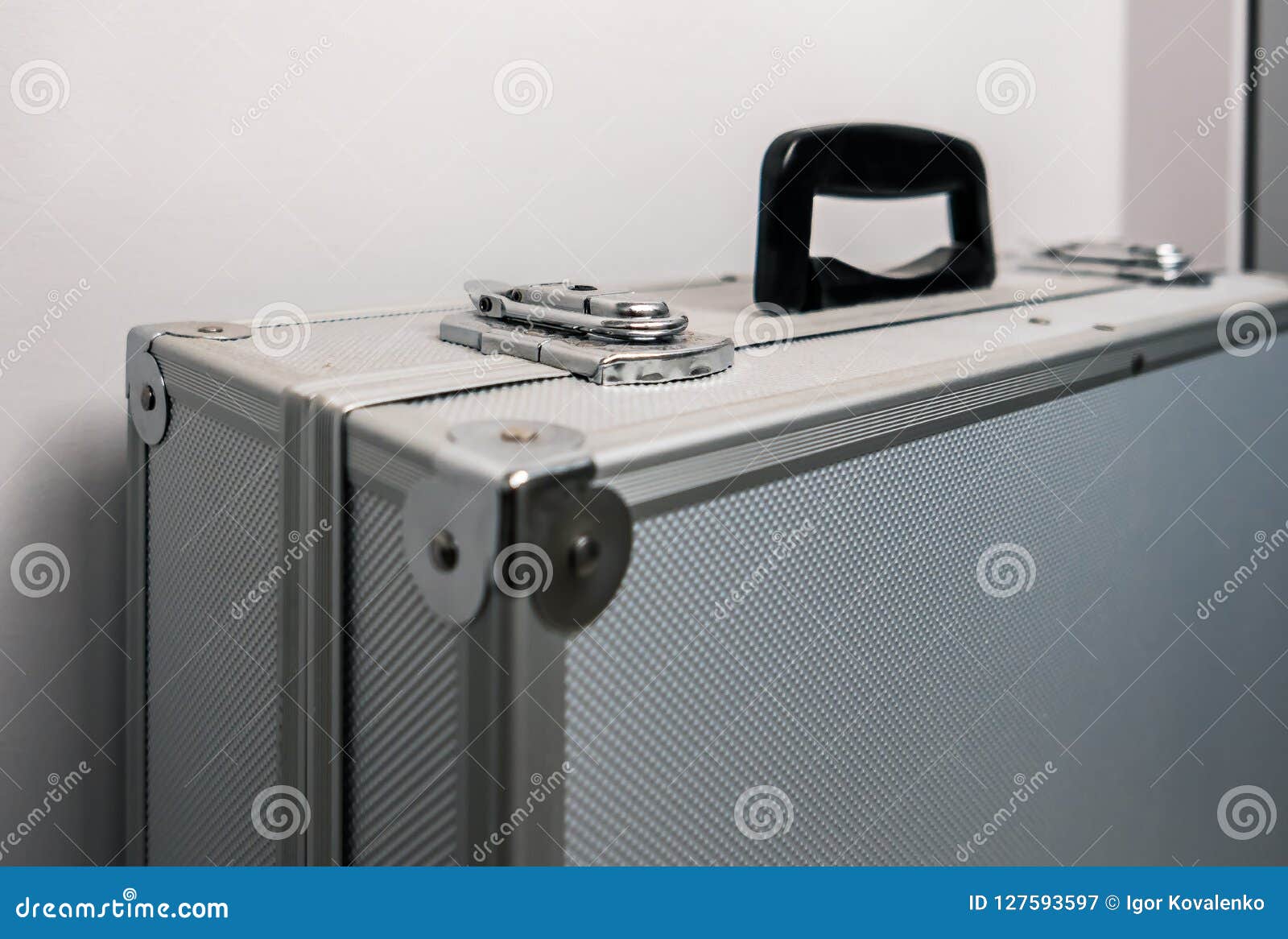 Suitcase for money stock image. Image of suitcase, aluminum 127593597