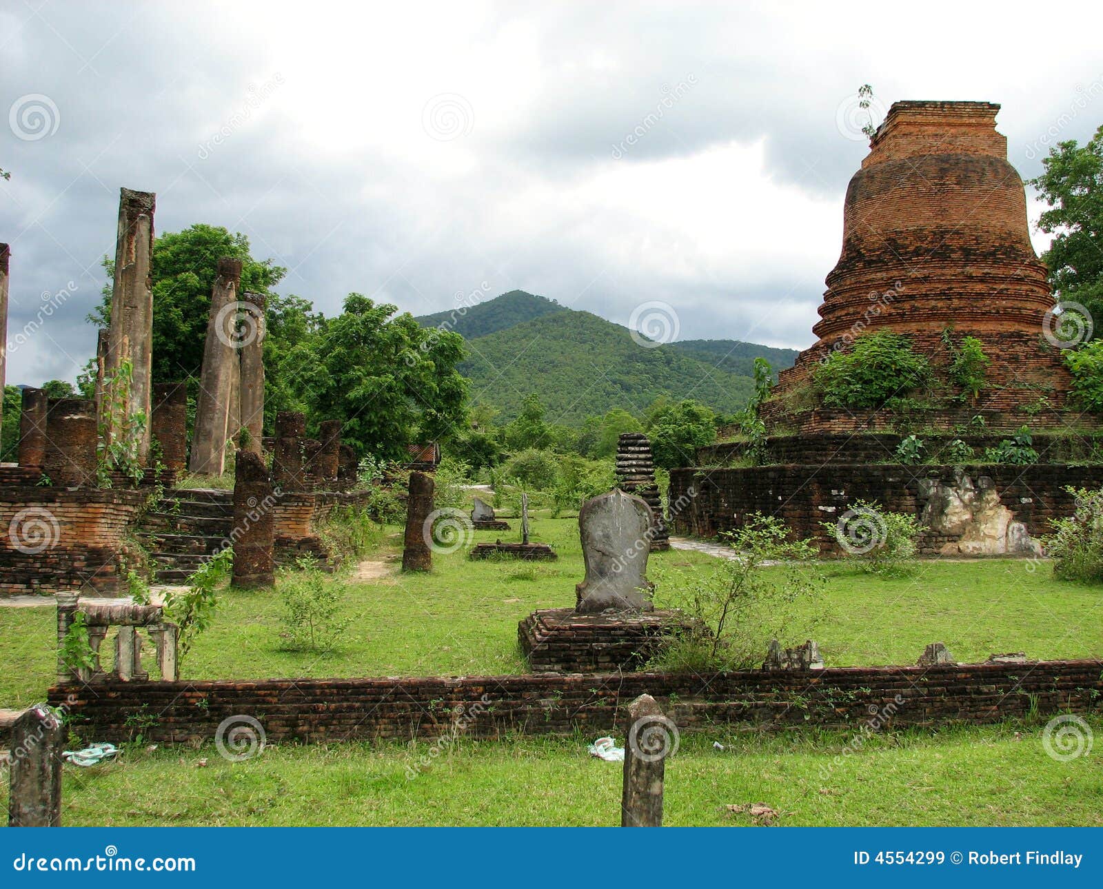 sukhothai ruins