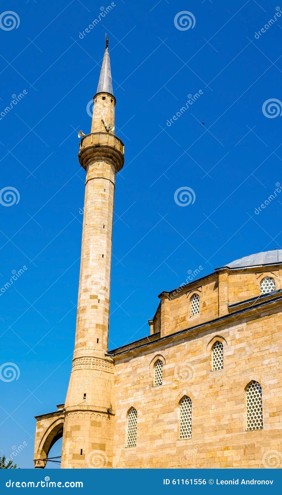 sulltan mehmet fatih mosque in pristina