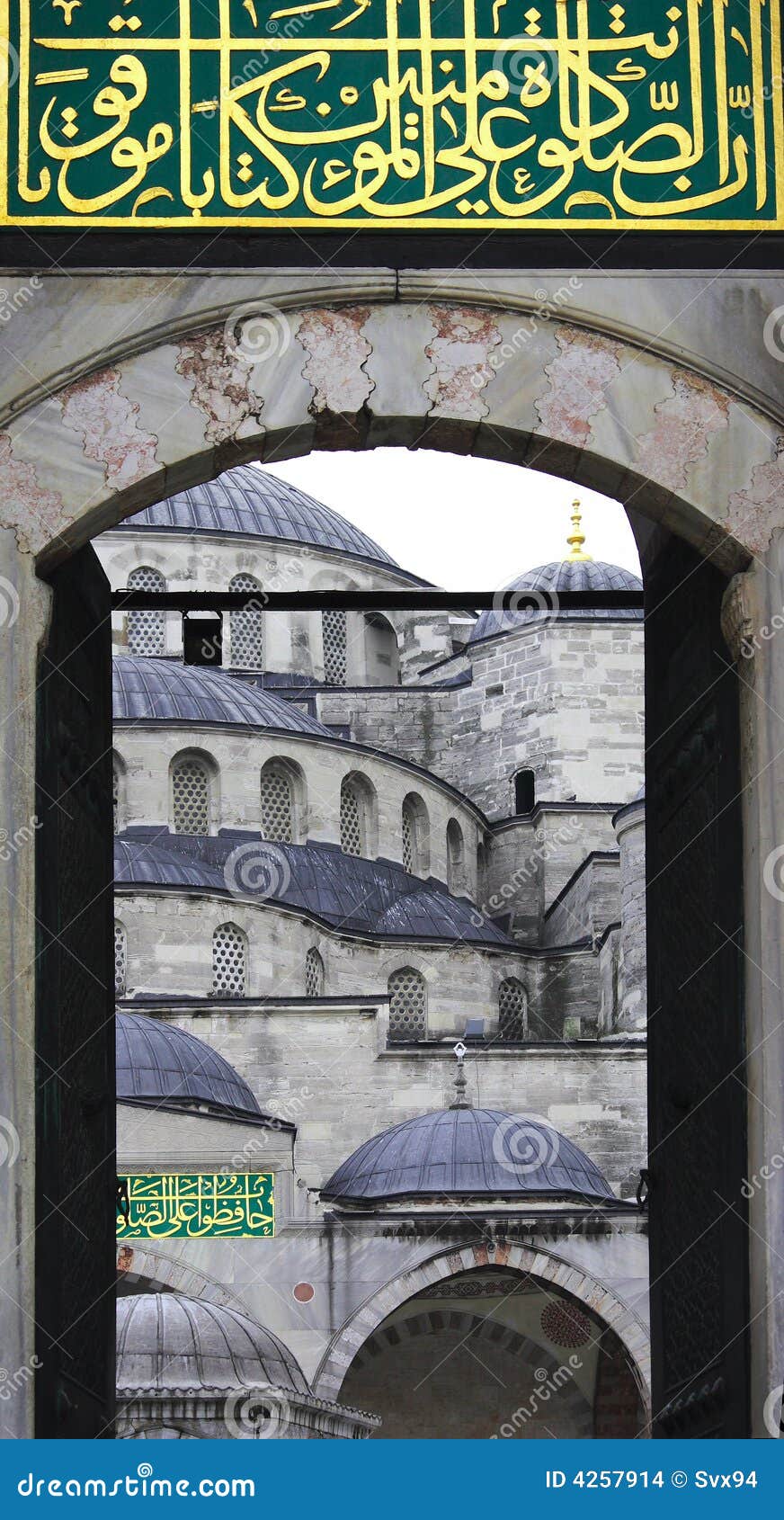 the sultan ahmed mosque - blue mosque of istanbul