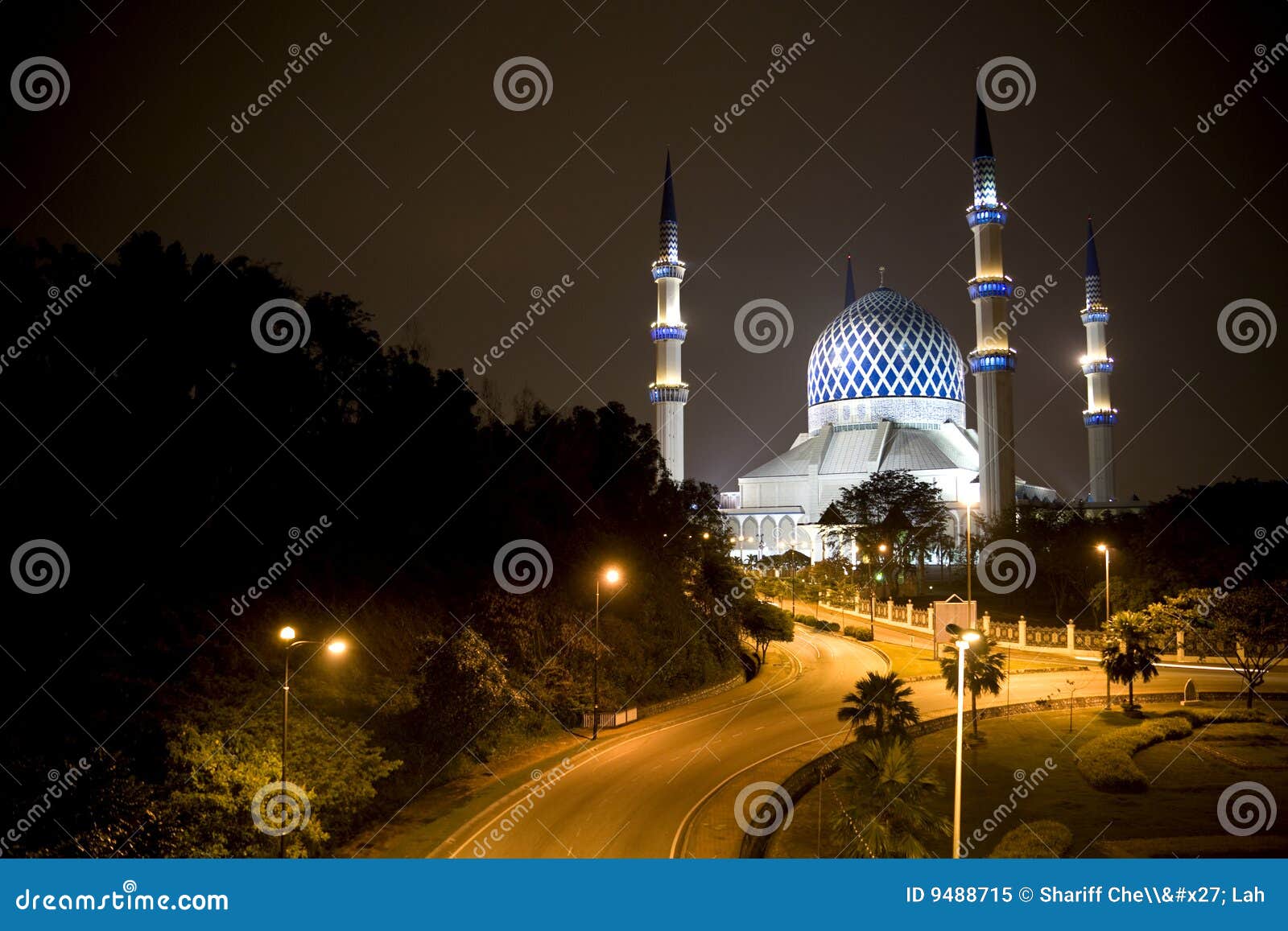Sultan Salahuddin Abdul Aziz Shah Mosque Stock Image Image Of Sultan Salahuddin 9488715
