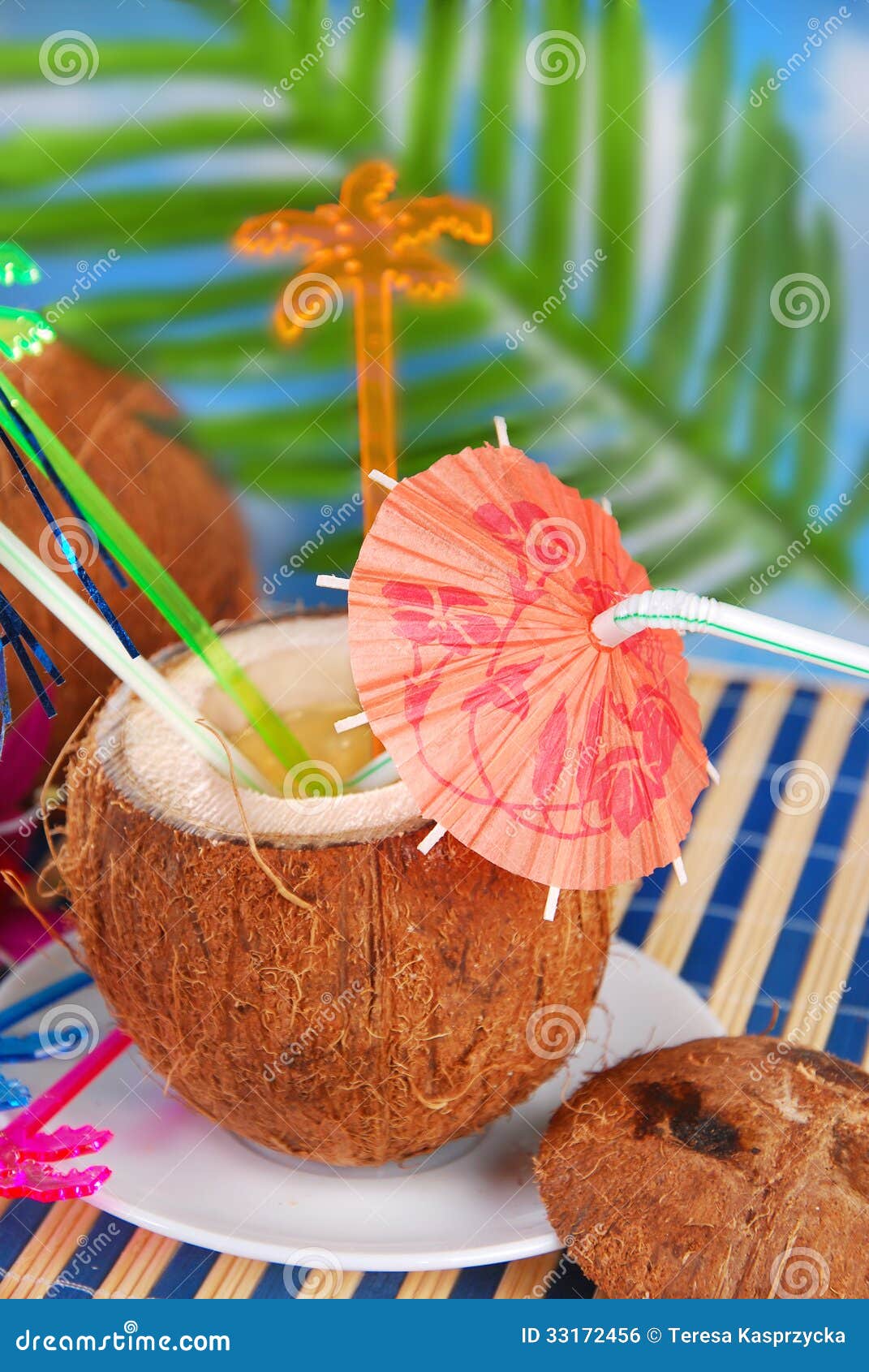 Summer Drink In Coconut Shell Royalty Free Stock Image Image 33172456
