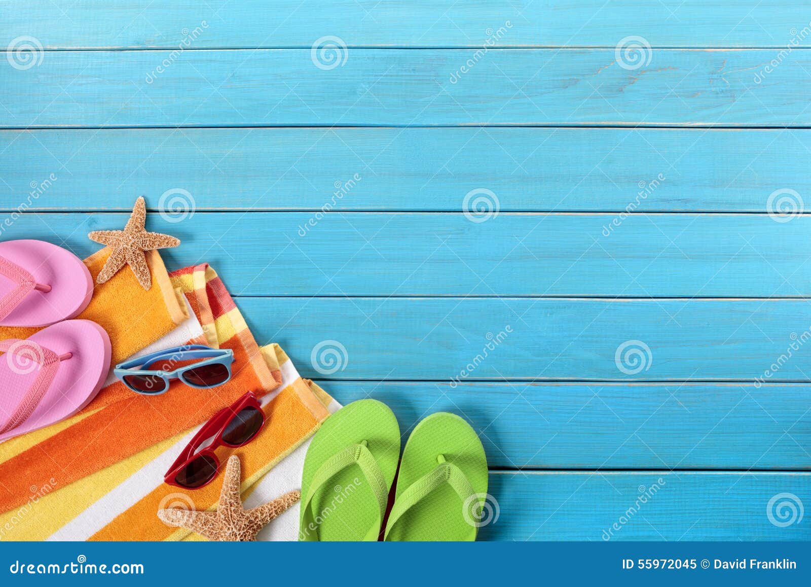 Summer Holiday Background Border, Flip Flops, Sunglasses, Copy Space ...