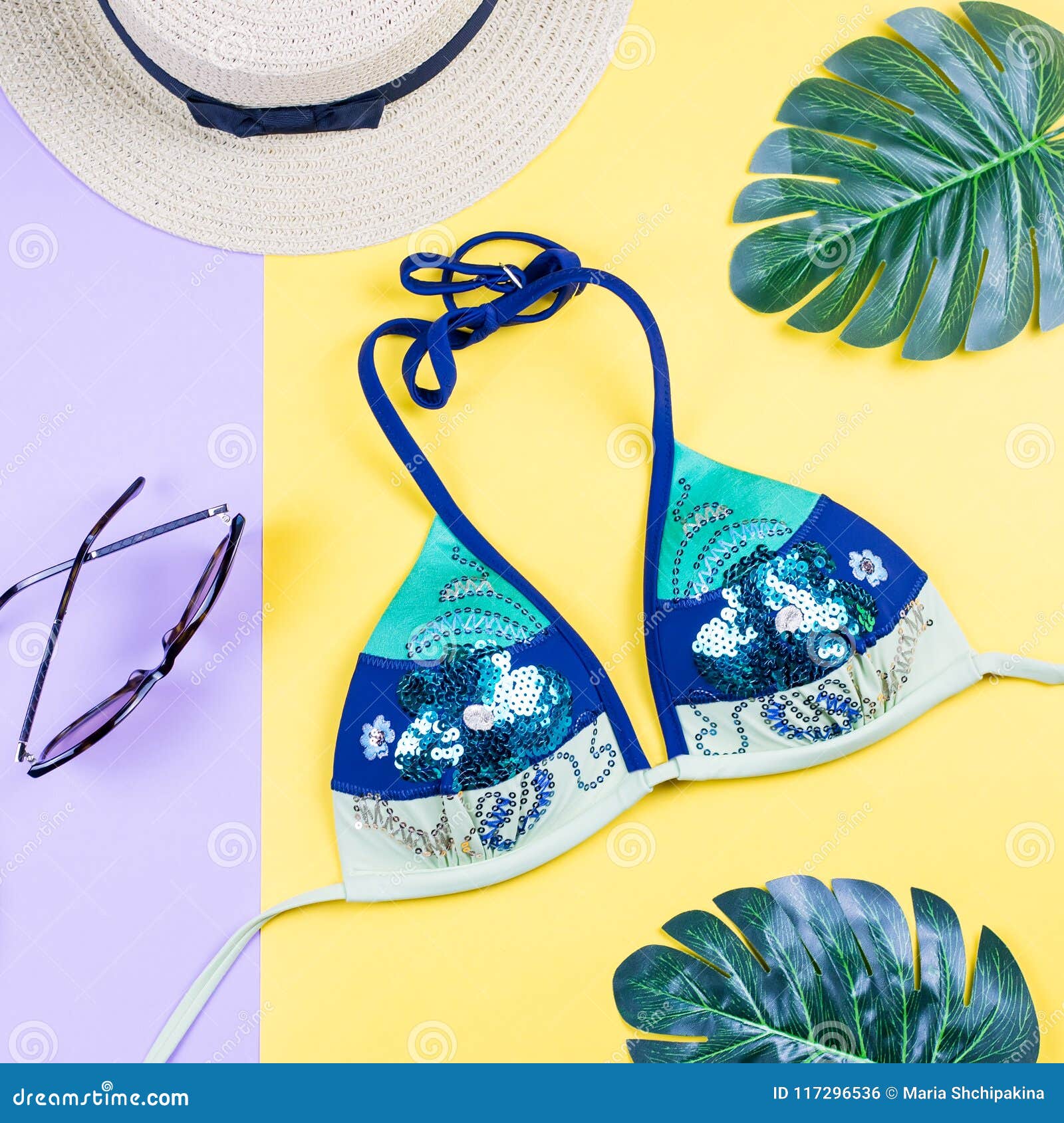 Summer Holiday Background. Tropical Summer Concept with Fashion ...