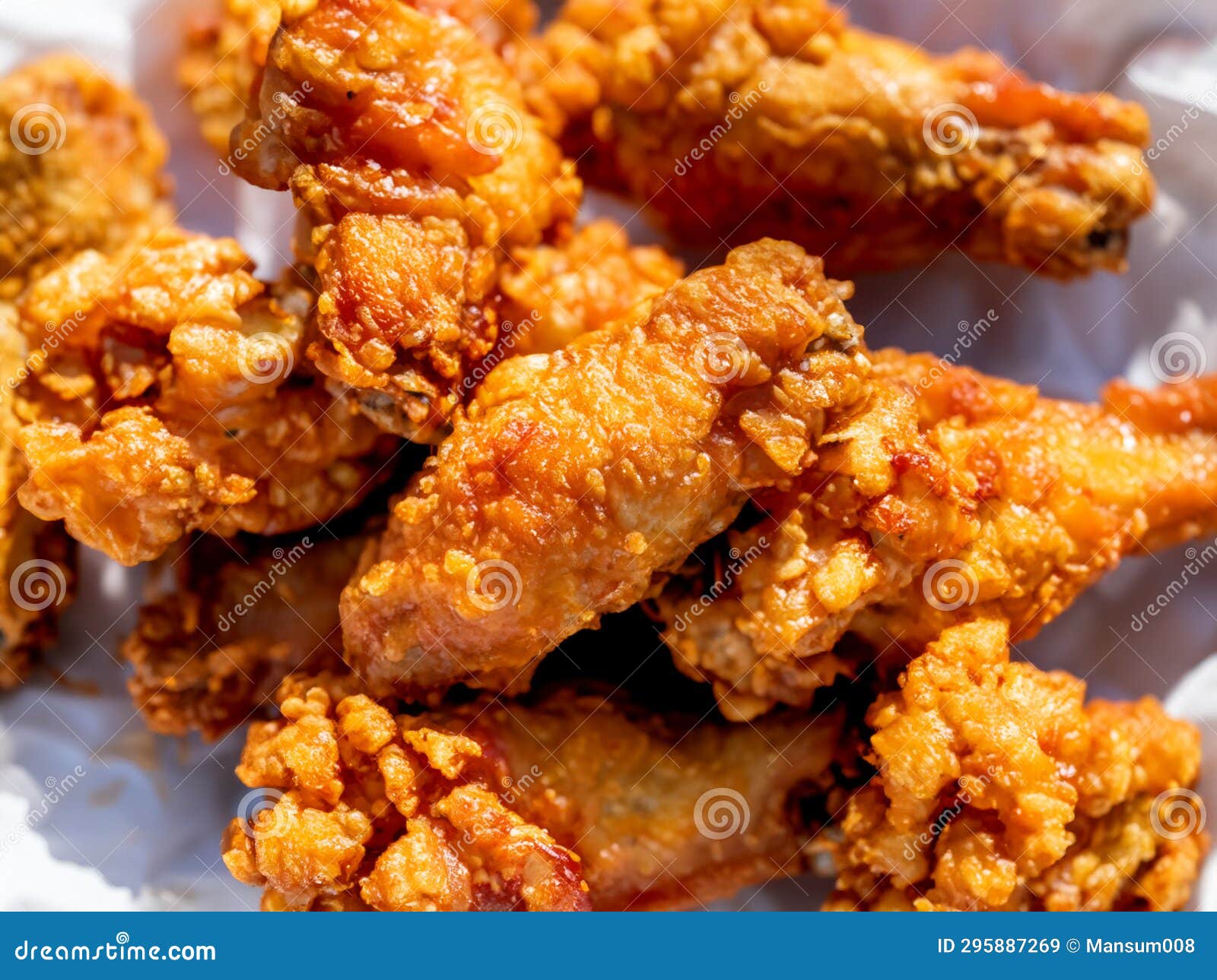 Summer Picnic Crispy Hot Wings Drumstick Fried Chicken Stock Image