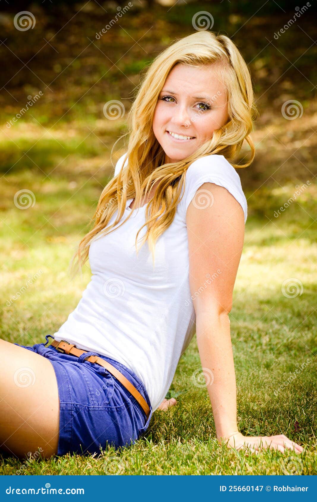 Summer Portrait Of Smiling Pretty Teenage Girl Stock Image Image Of Outdoor Beauty 25660147 