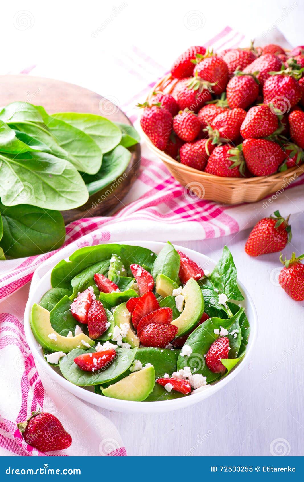 Summer Salad With Strawberry Avocado And Spinach Stock Image Image Of Poppy Lunch 72533255