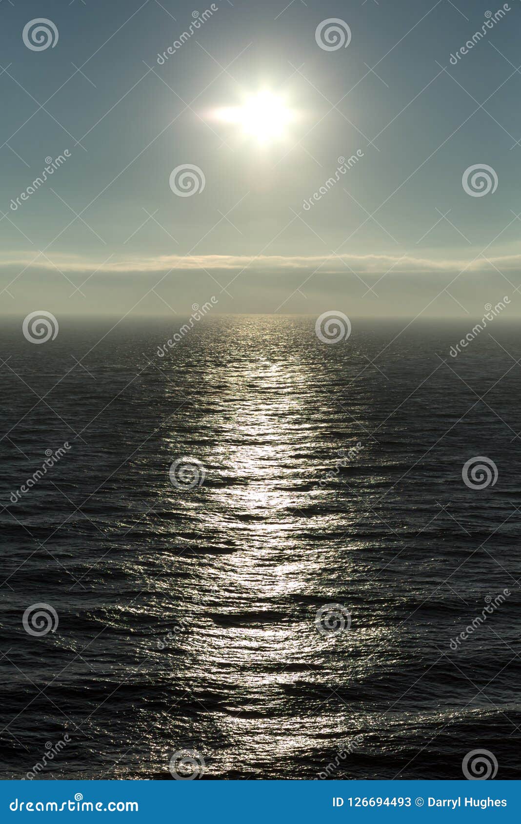 The Sun Reflecting Off the Sea Stock Image - Image of natural ...