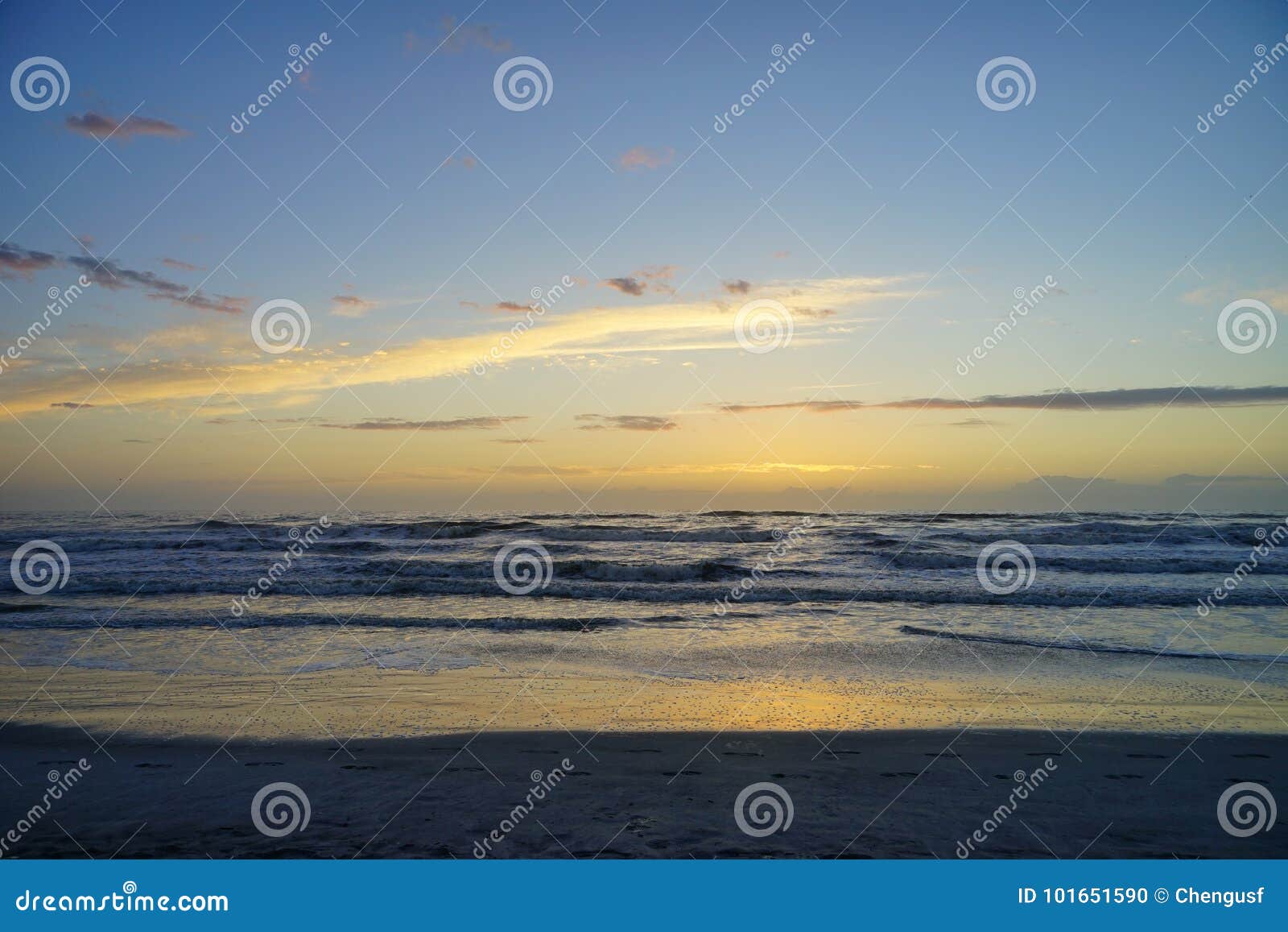 Jacksonville Beach Sun Rise Stock Photo - Image of polish, blue: 101651590