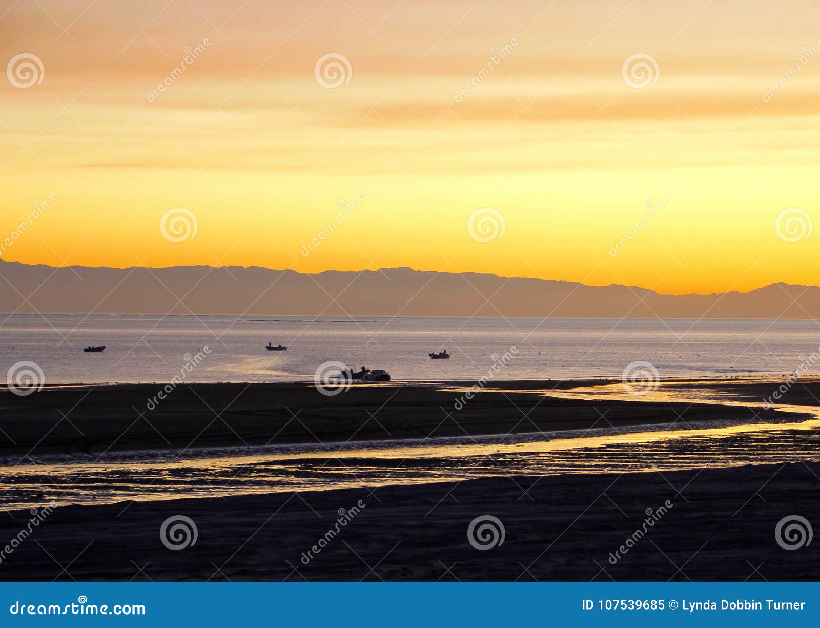 dusk settling over the sea of cortez, el golfo, mexico