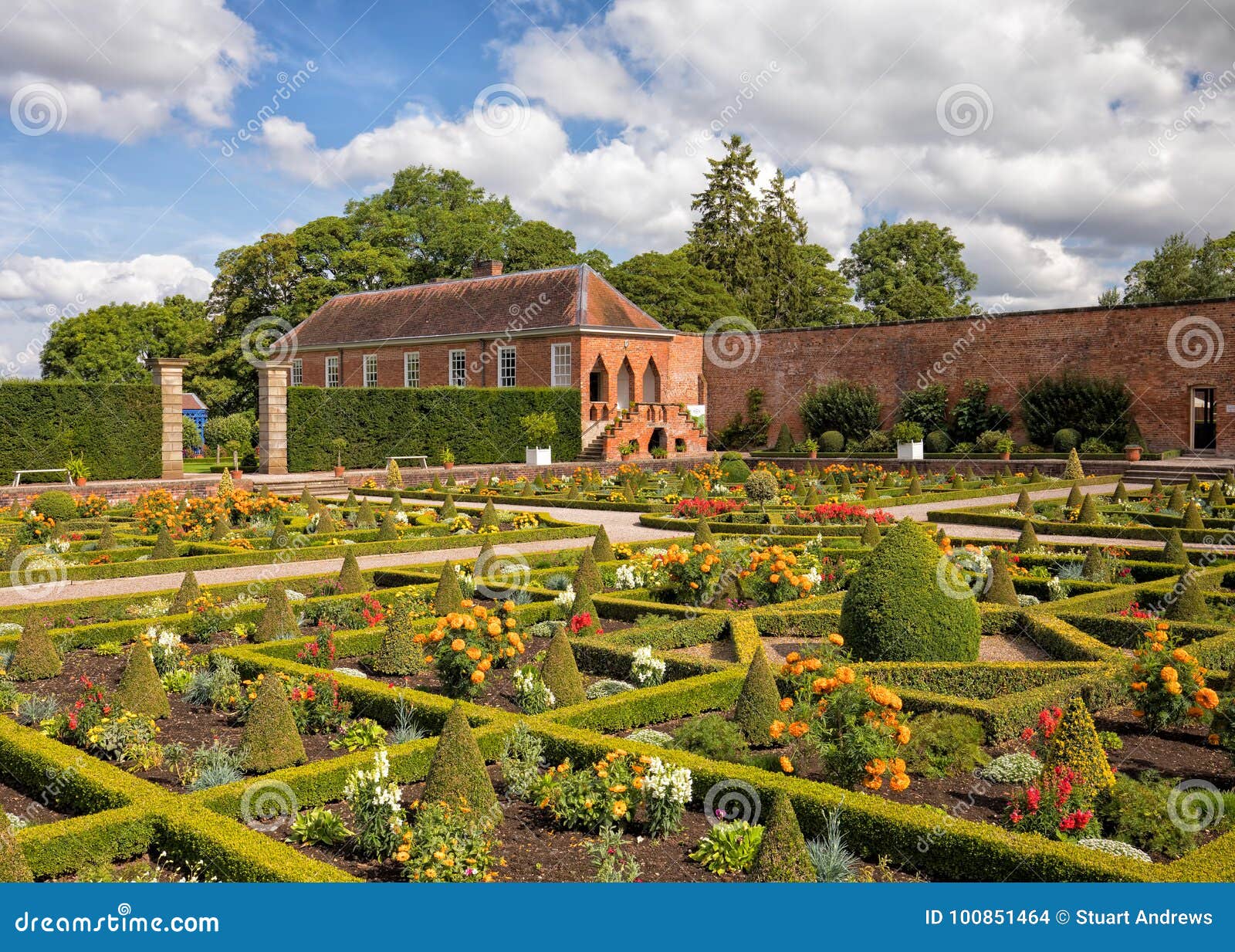 the sunken parterre and long gallery, hanbury hall, worcestershire.