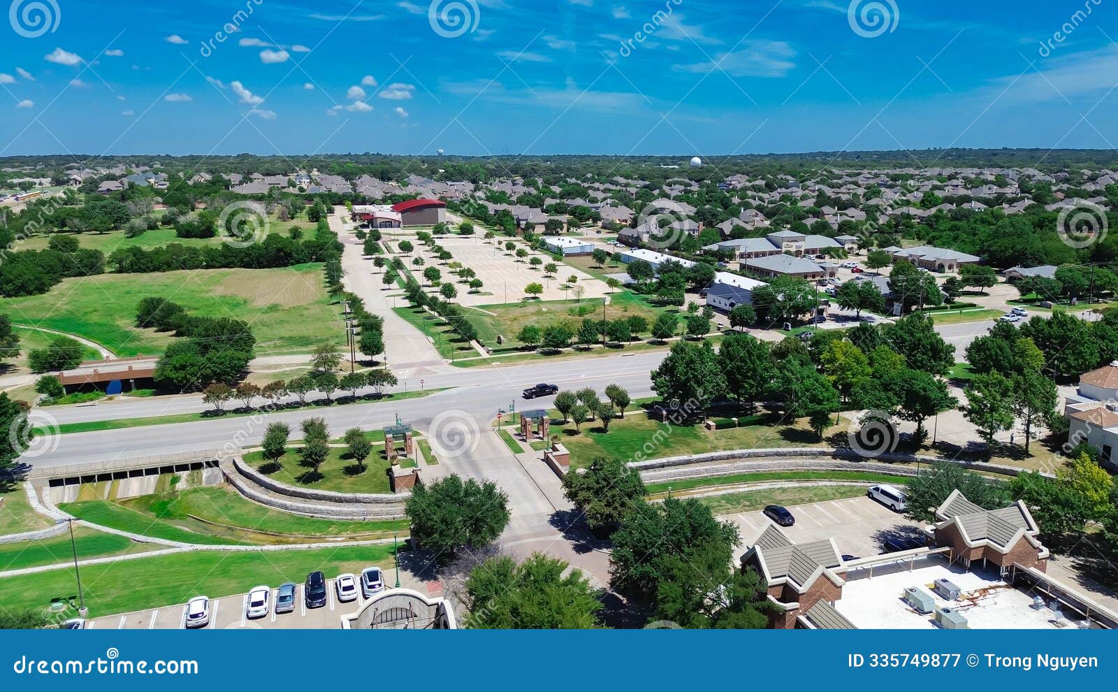 sunny blue sky over intersection of keller parkway, farm to market road 1709, rufe snow drive, keller, texas, fast-growing mixed-
