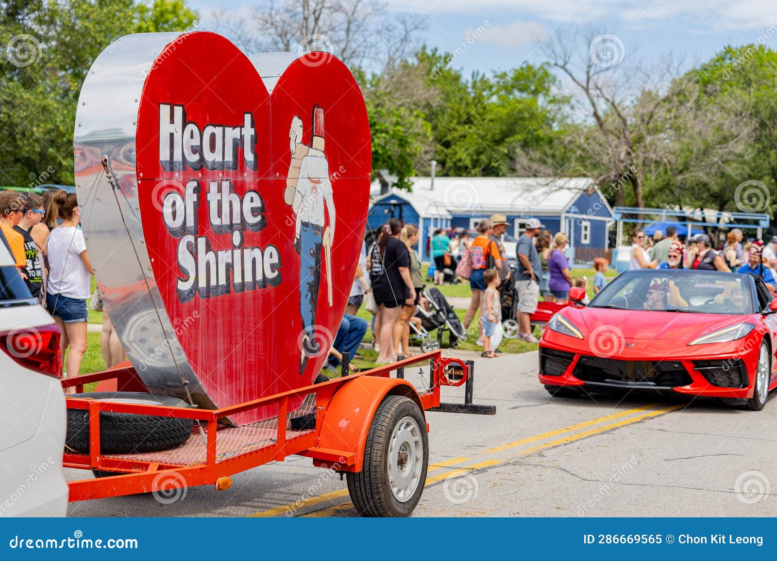 Sunny View of the Parade of Porter Peach Festival Editorial Image