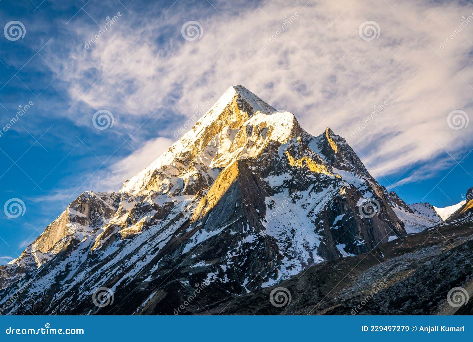 sunrays falling on peaks of mount bhrigupanth