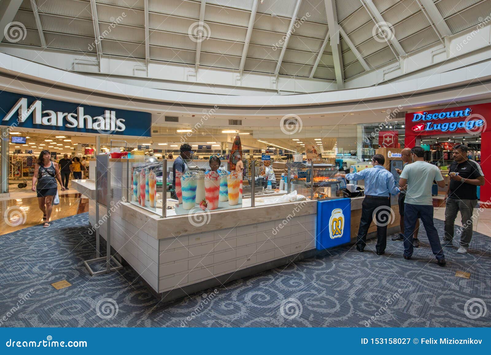 Sawgrass Mills Mall Sunrise Florida Scene Photo Editorial Photography -  Image of foodcourt, america: 153158027