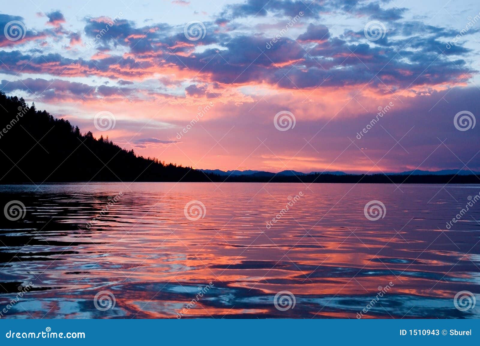 Sunrise on Leigh lake stock image. Image of mirror, blue 1510943